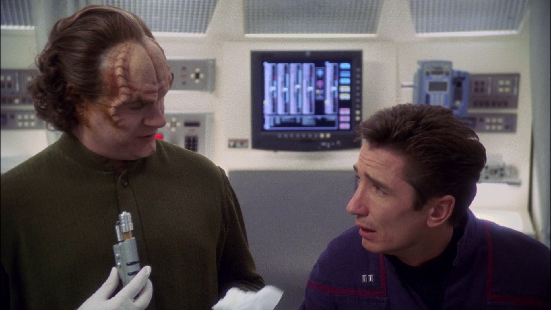 extant_StarTrek_ENT_1x14-SleepingDogs_0453.jpg