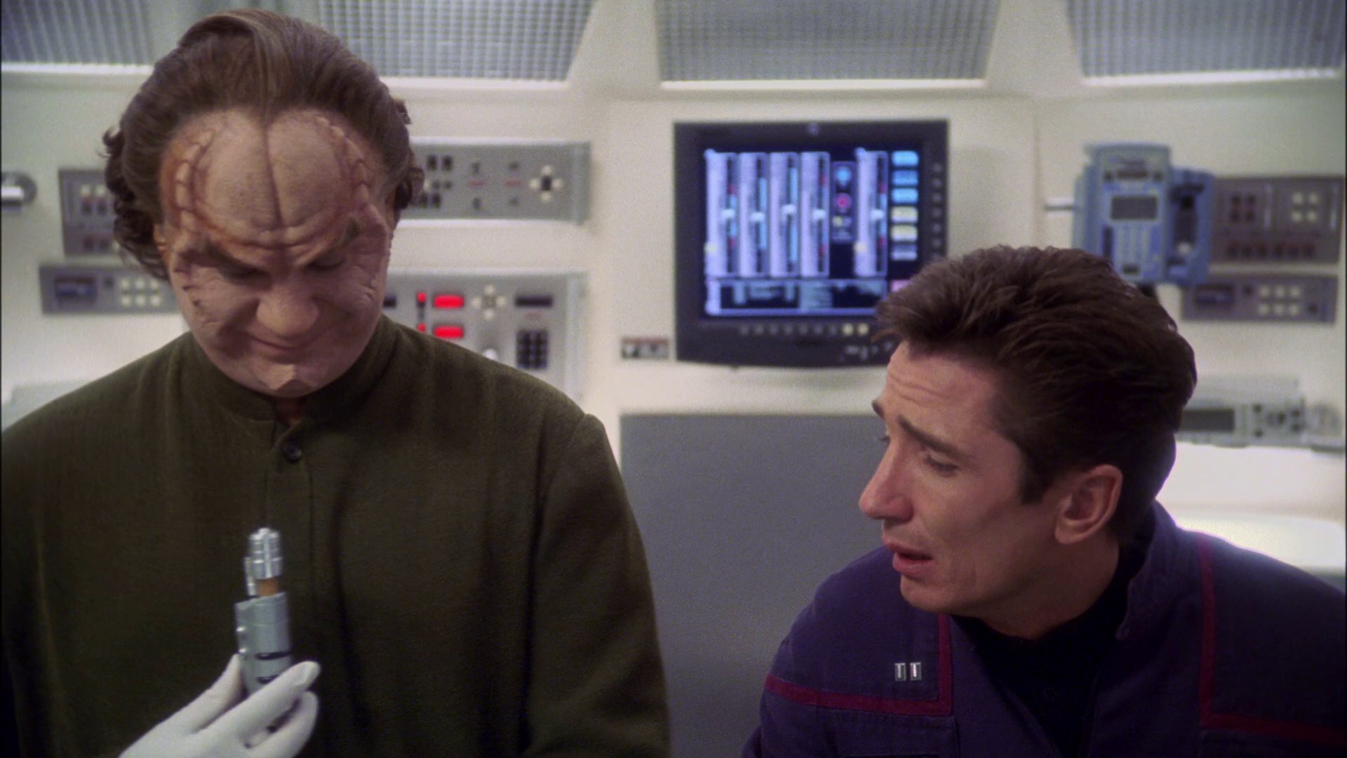 extant_StarTrek_ENT_1x14-SleepingDogs_0454.jpg