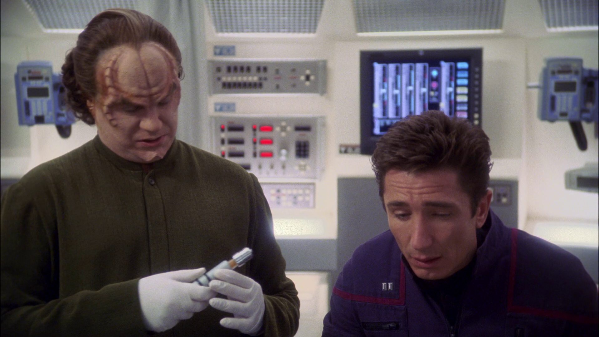 extant_StarTrek_ENT_1x14-SleepingDogs_0457.jpg