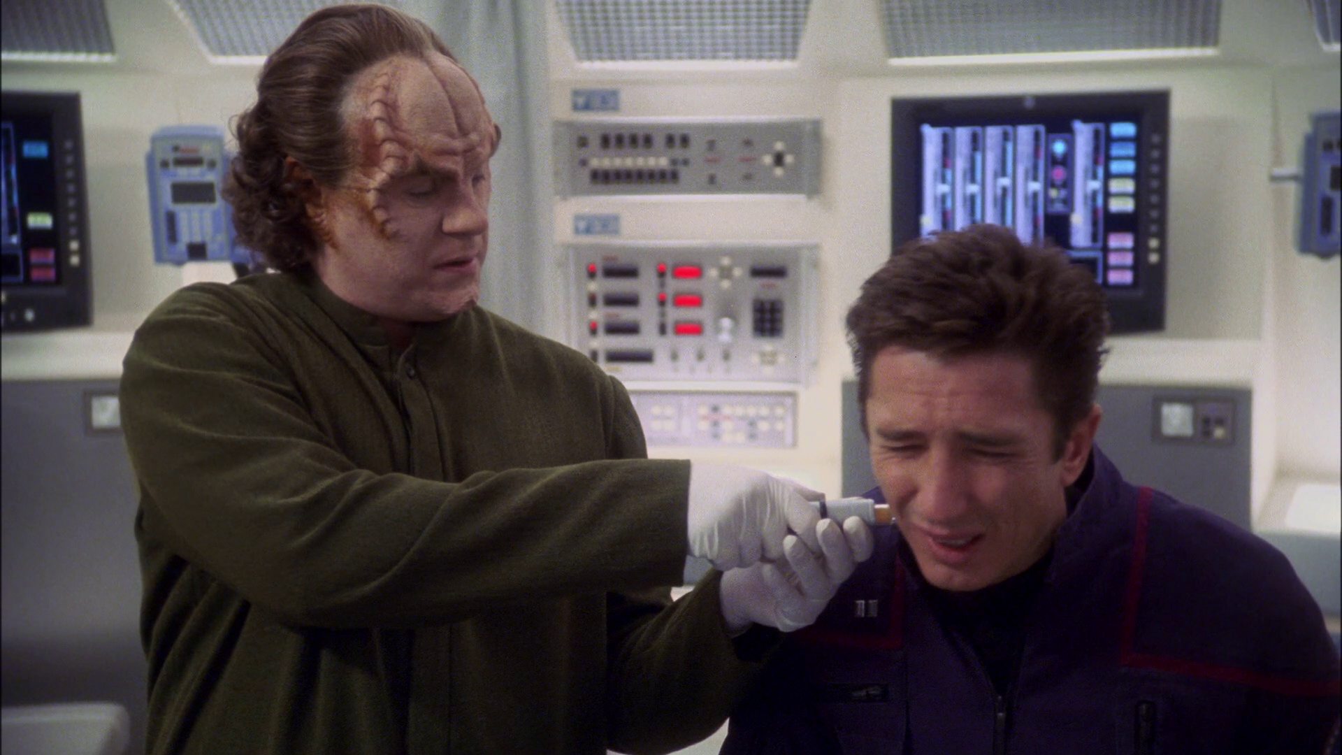 extant_StarTrek_ENT_1x14-SleepingDogs_0459.jpg