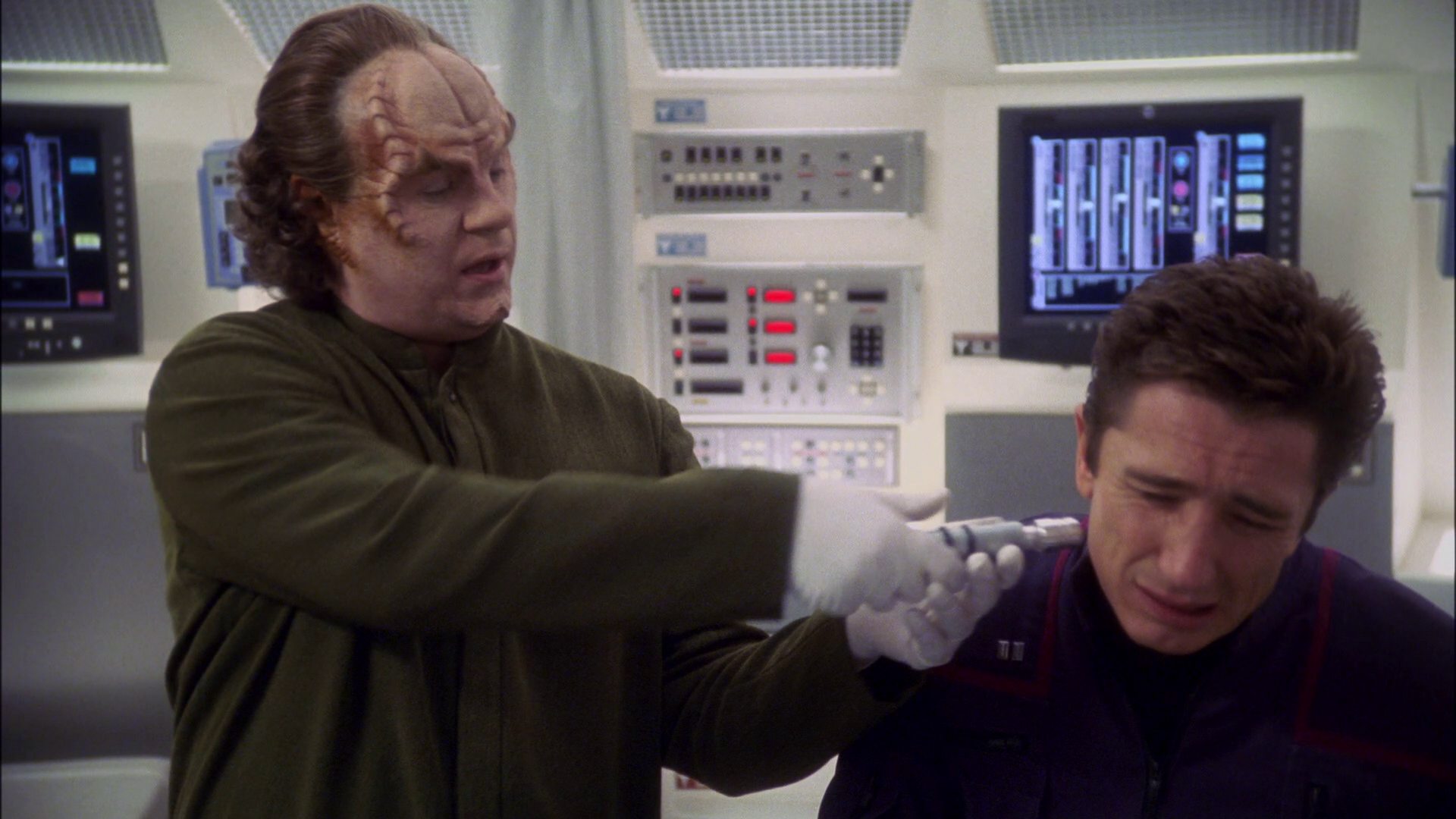 extant_StarTrek_ENT_1x14-SleepingDogs_0460.jpg