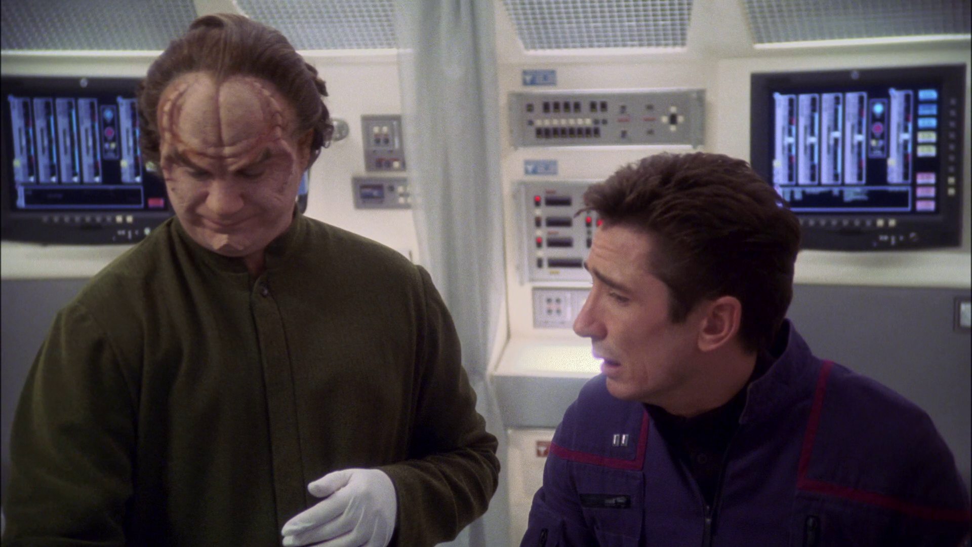 extant_StarTrek_ENT_1x14-SleepingDogs_0466.jpg