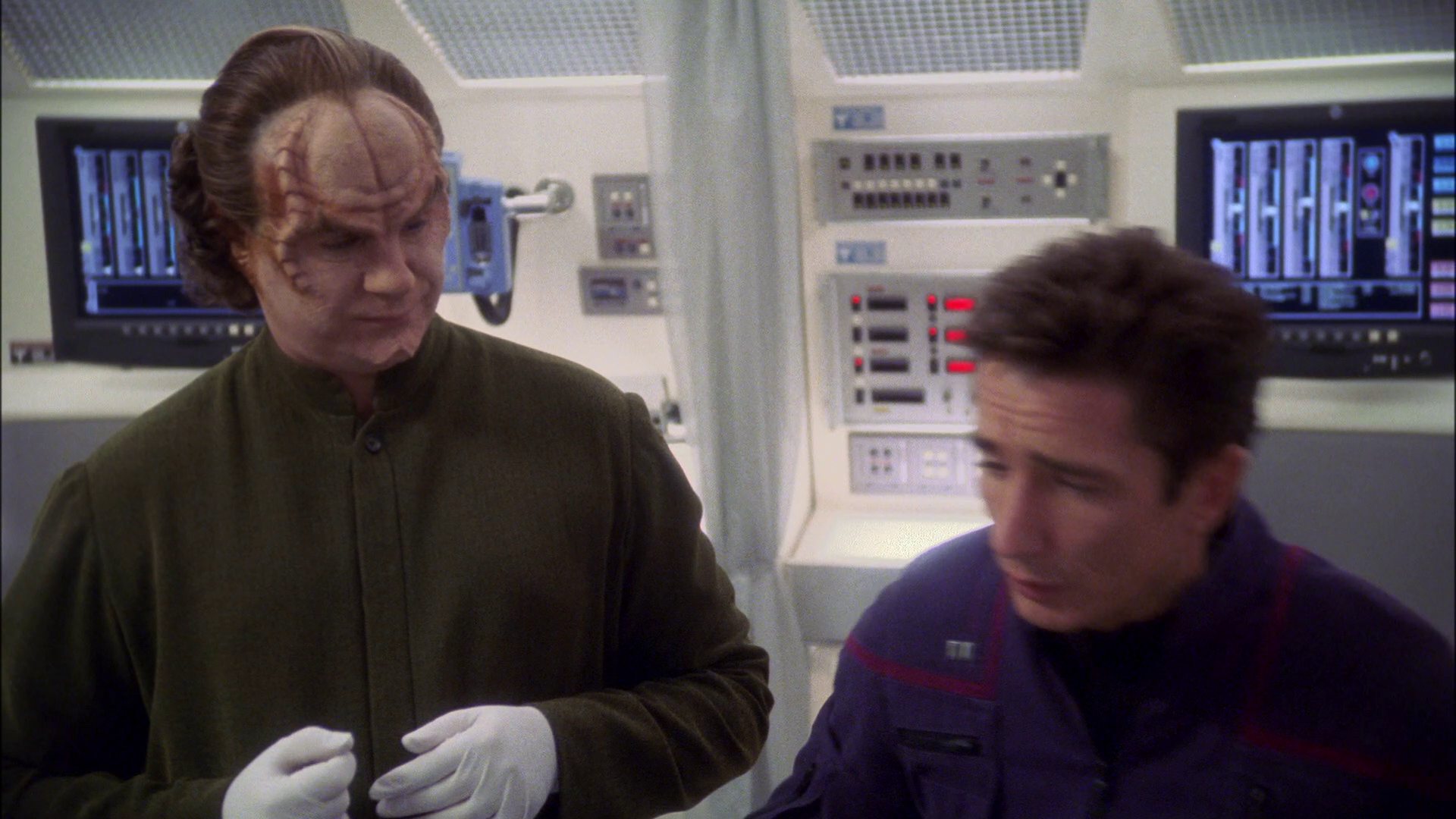 extant_StarTrek_ENT_1x14-SleepingDogs_0468.jpg