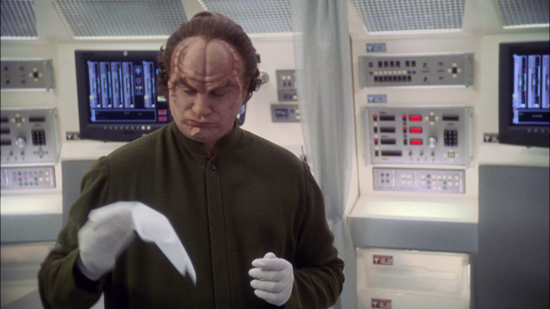 extant_StarTrek_ENT_1x14-SleepingDogs_0493.jpg