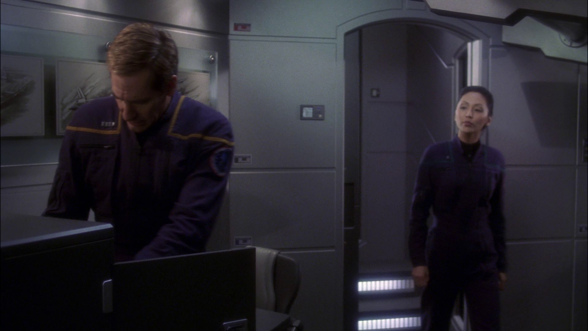 extant_StarTrek_ENT_1x14-SleepingDogs_0504.jpg