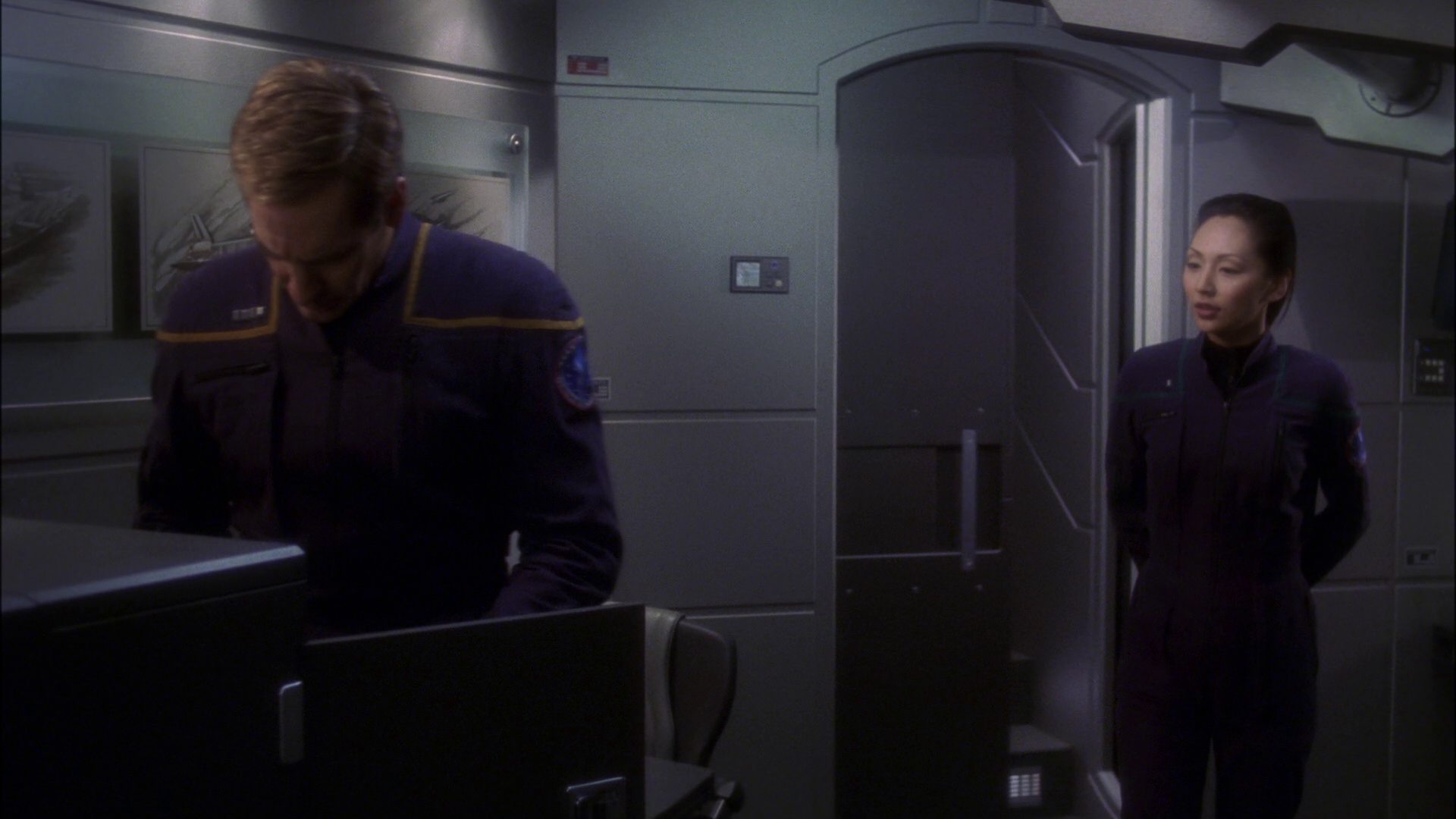 extant_StarTrek_ENT_1x14-SleepingDogs_0505.jpg