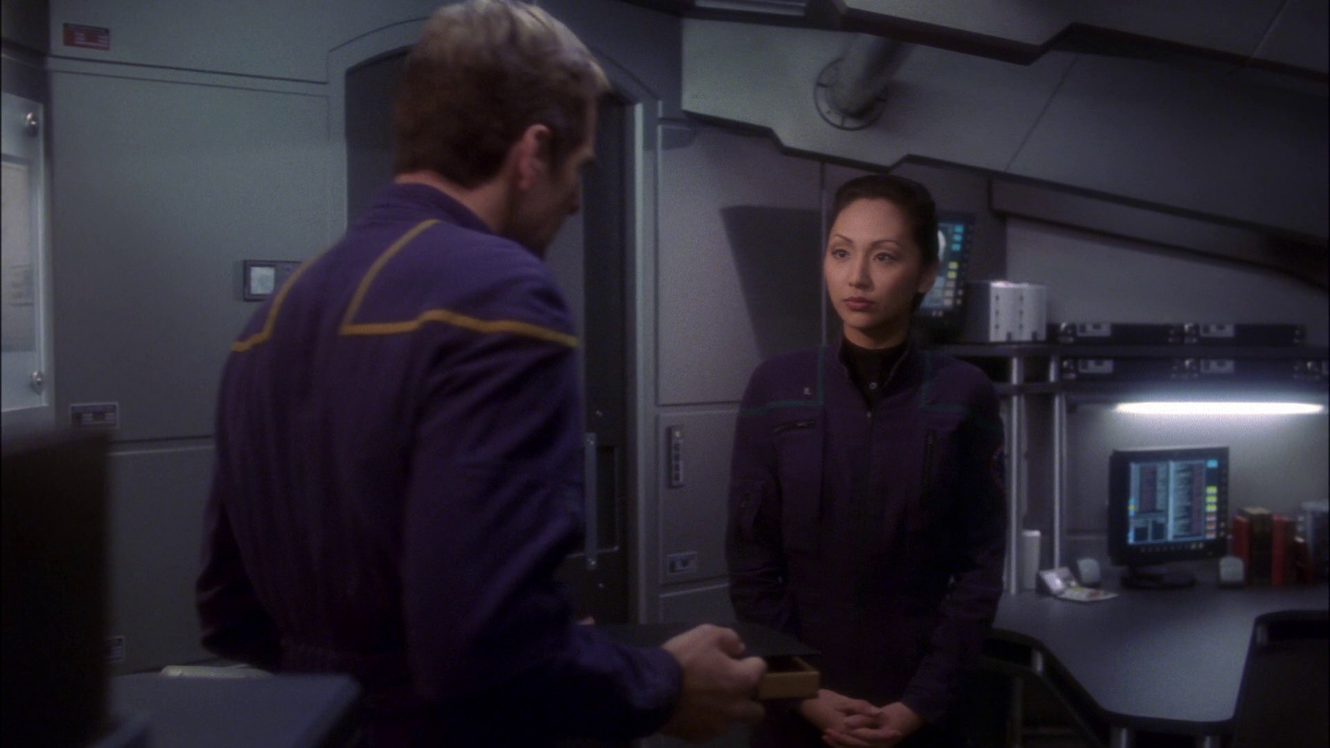extant_StarTrek_ENT_1x14-SleepingDogs_0529.jpg