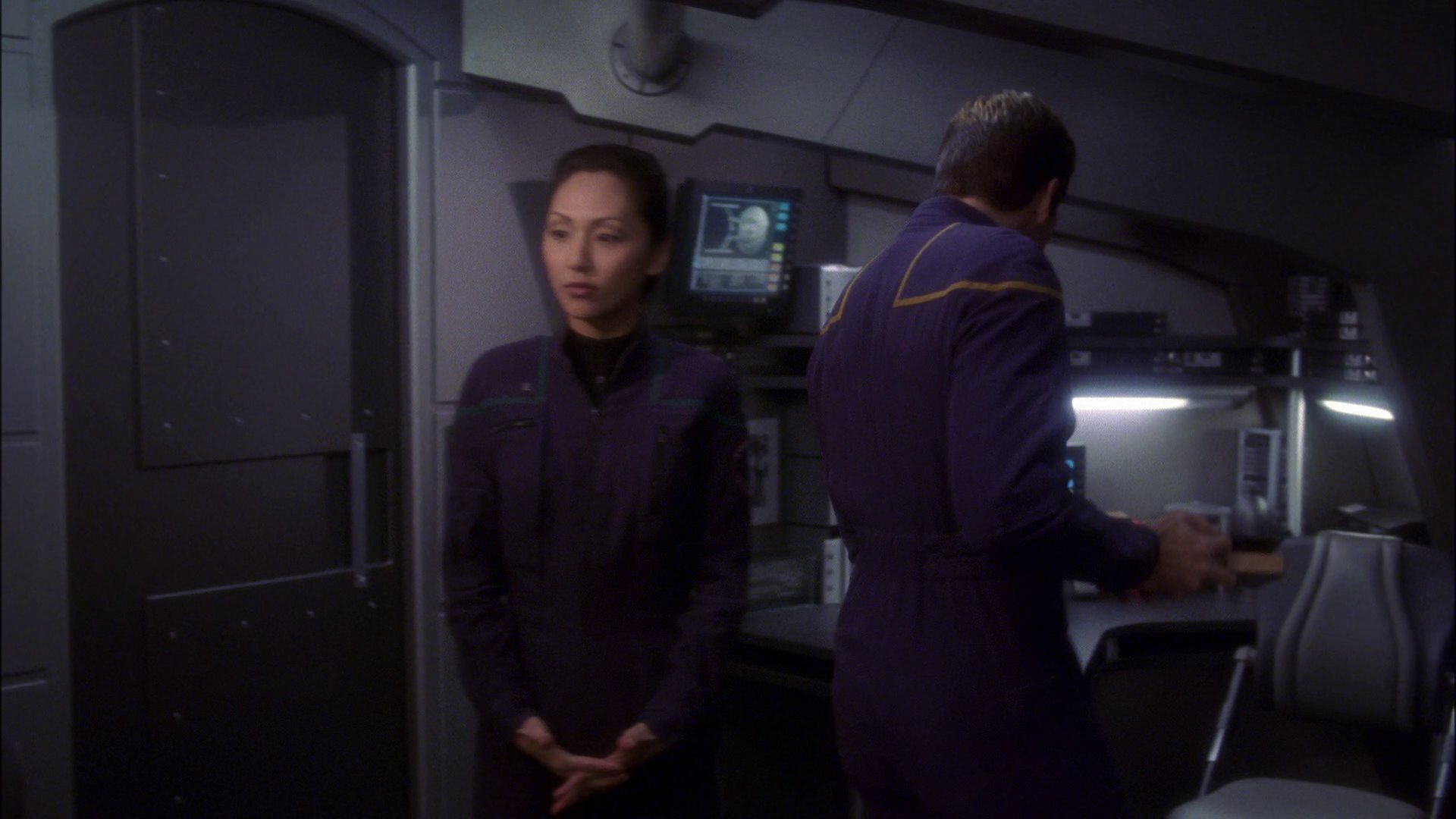 extant_StarTrek_ENT_1x14-SleepingDogs_0531.jpg