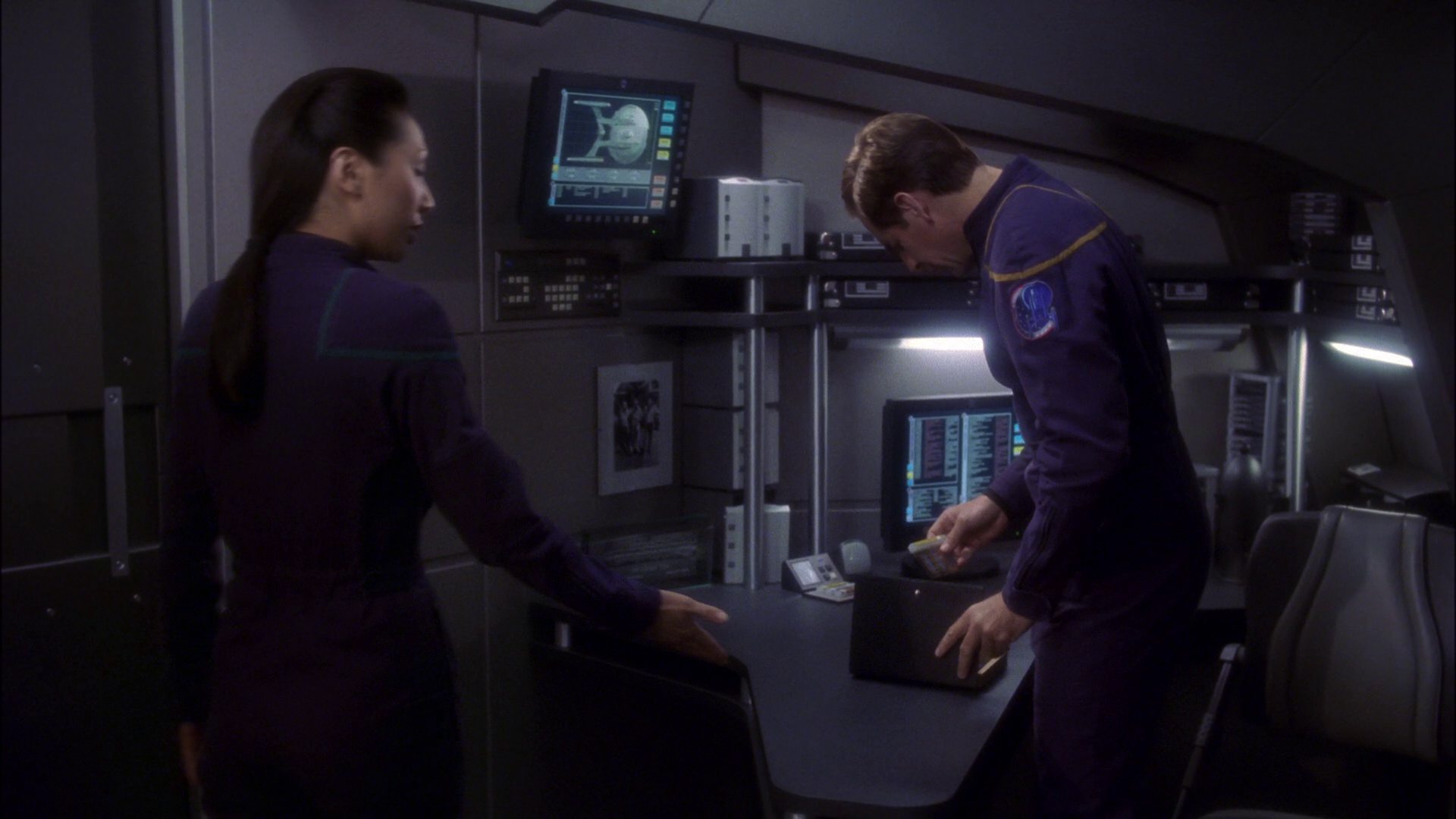 extant_StarTrek_ENT_1x14-SleepingDogs_0536.jpg