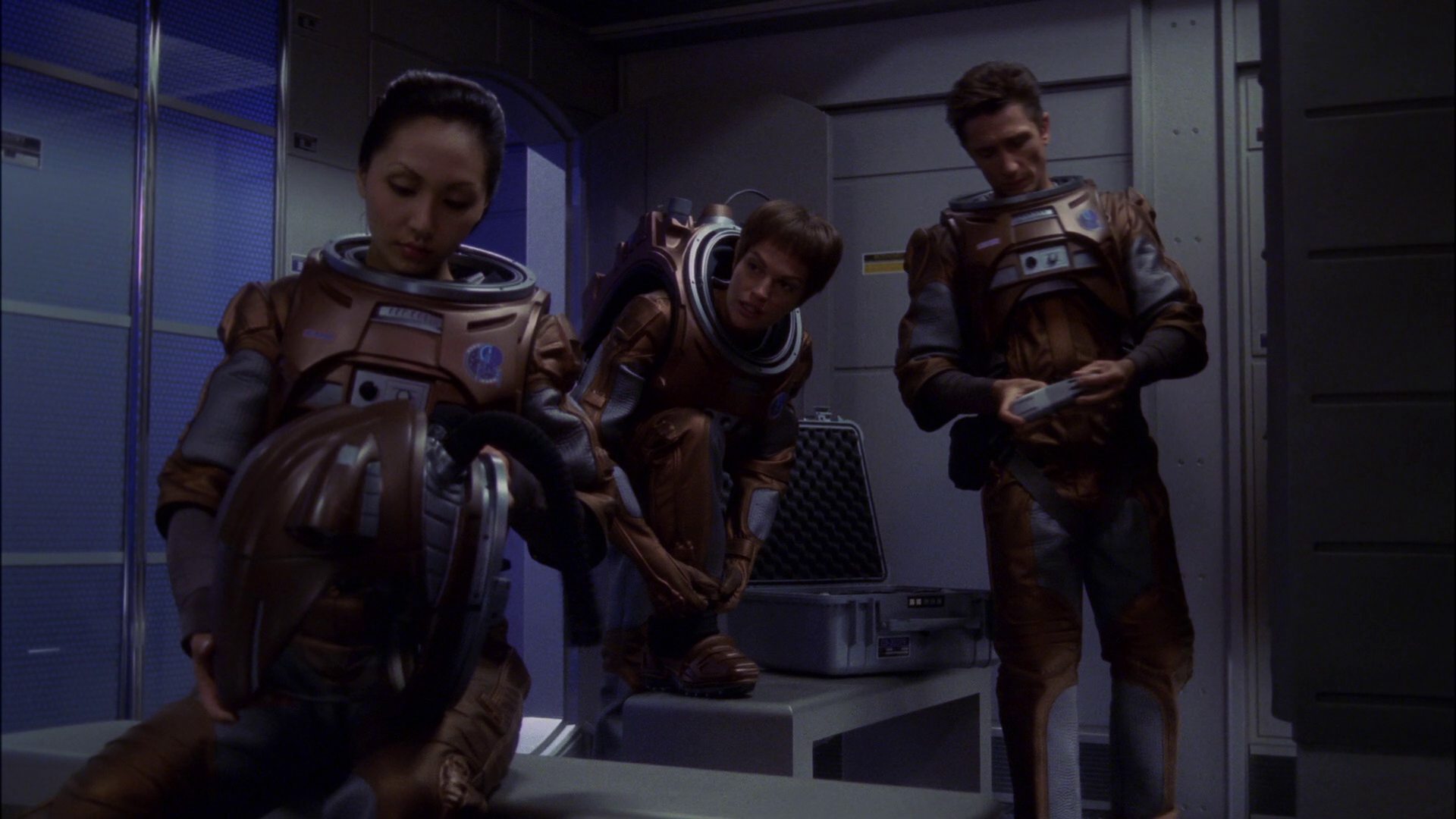 extant_StarTrek_ENT_1x14-SleepingDogs_0615.jpg