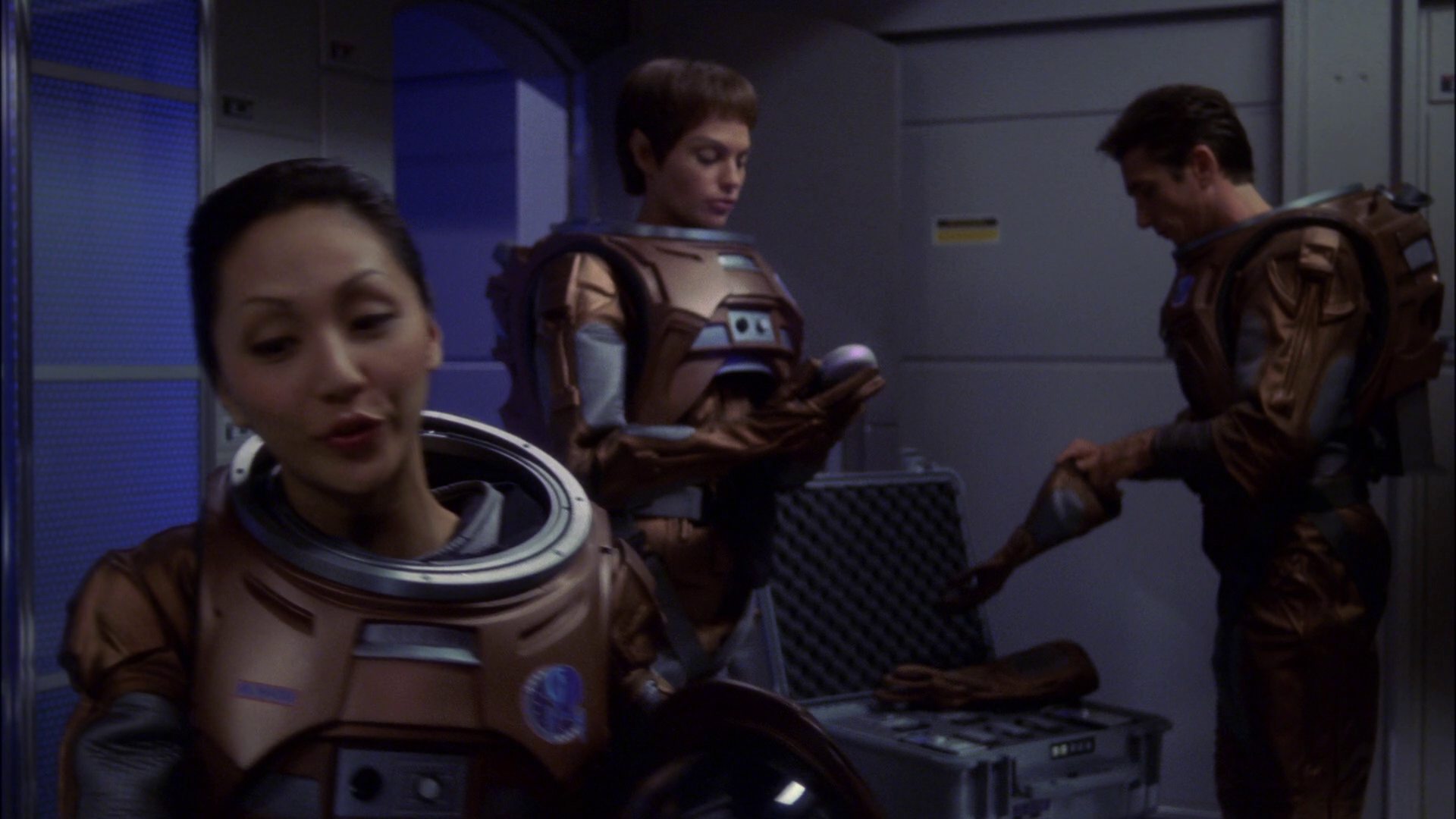 extant_StarTrek_ENT_1x14-SleepingDogs_0645.jpg