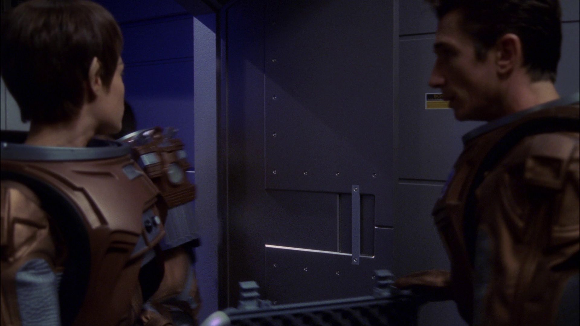 extant_StarTrek_ENT_1x14-SleepingDogs_0663.jpg