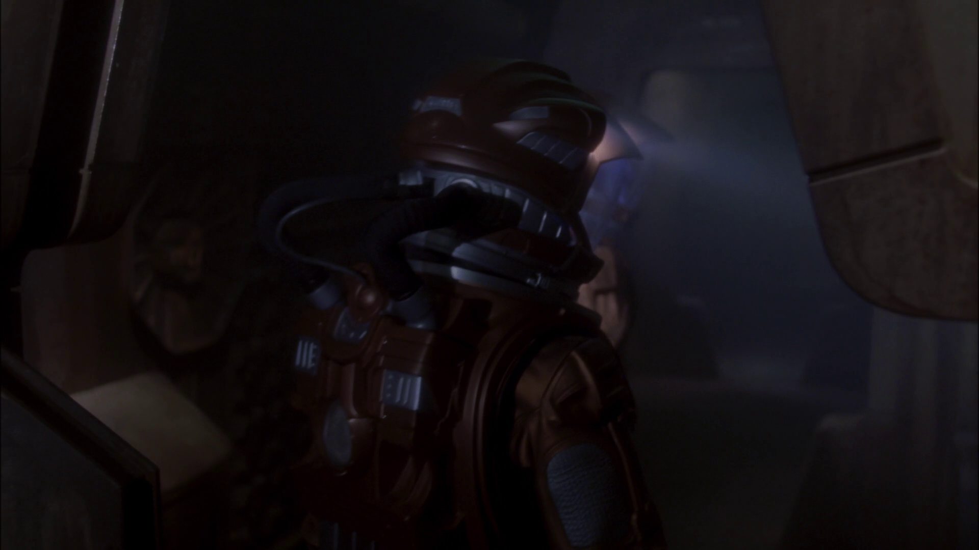 extant_StarTrek_ENT_1x14-SleepingDogs_0801.jpg