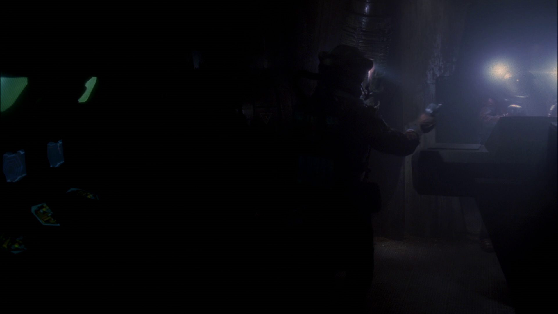extant_StarTrek_ENT_1x14-SleepingDogs_0938.jpg