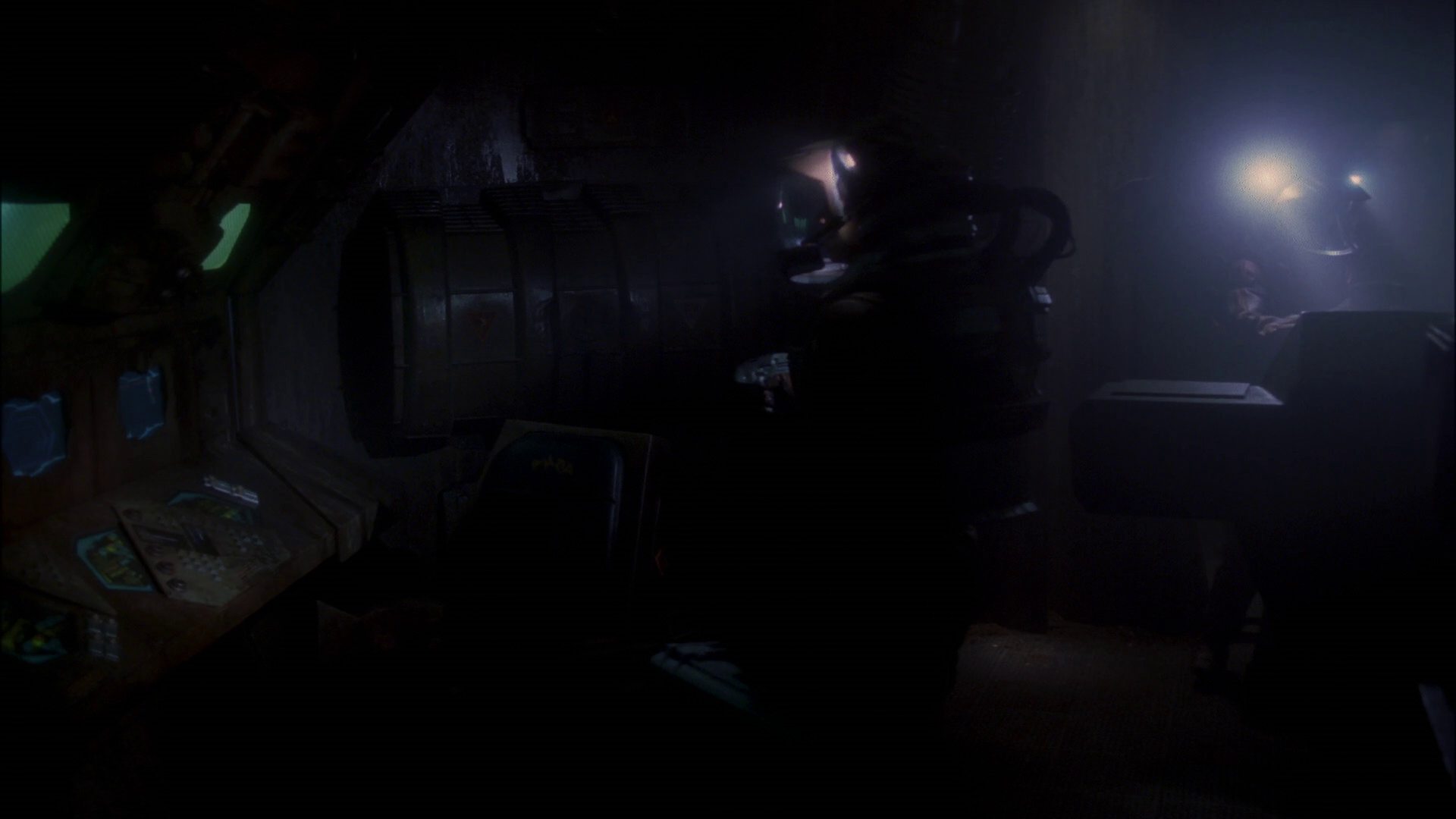 extant_StarTrek_ENT_1x14-SleepingDogs_0940.jpg