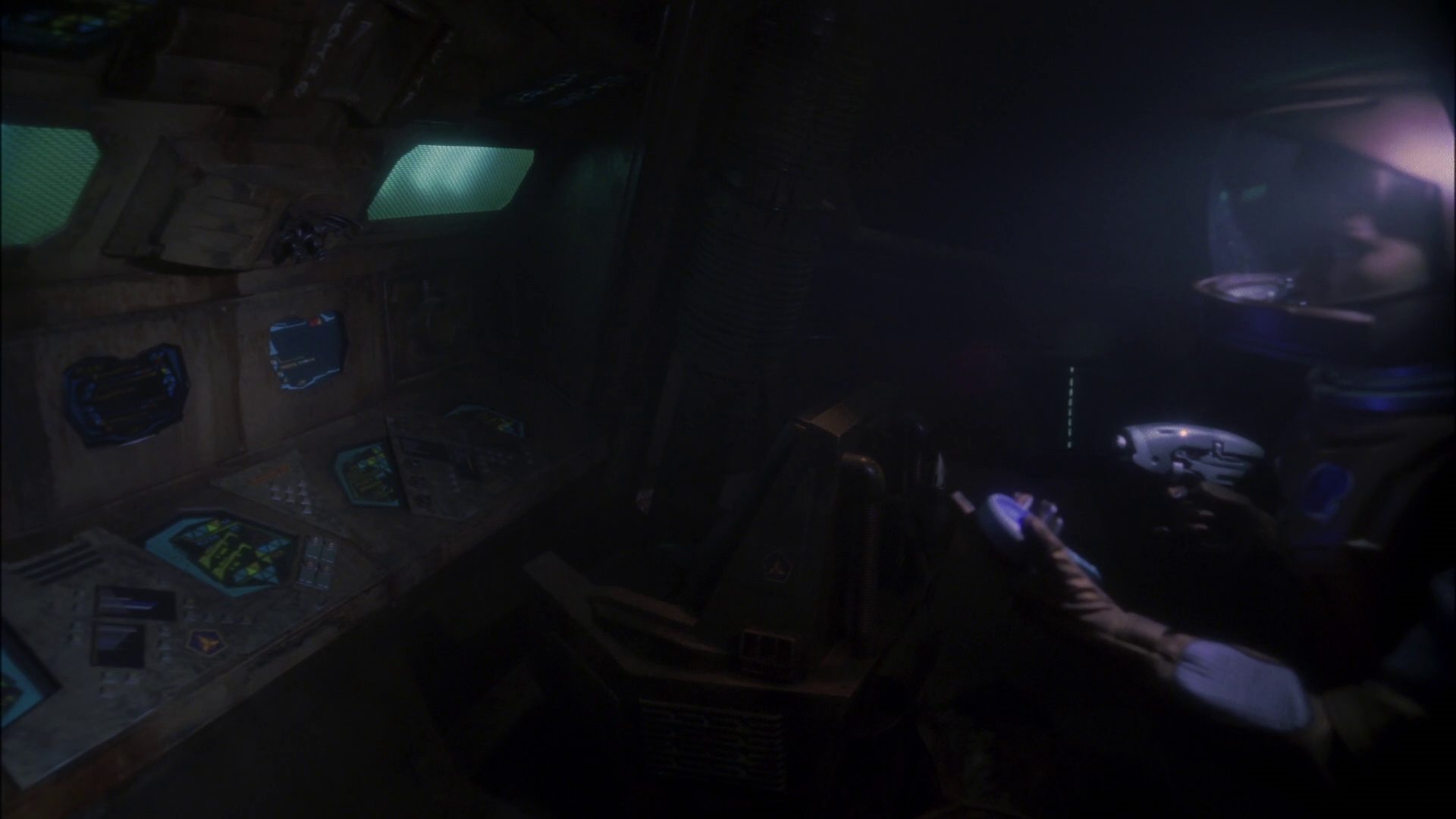 extant_StarTrek_ENT_1x14-SleepingDogs_0951.jpg