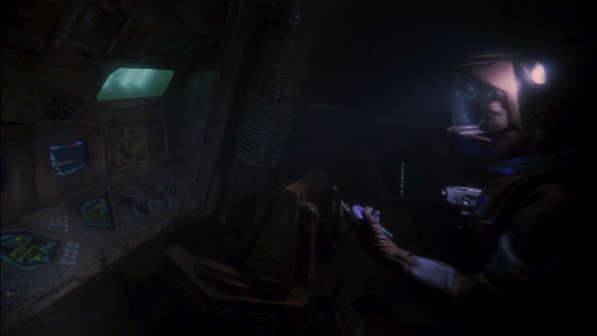 extant_StarTrek_ENT_1x14-SleepingDogs_0952.jpg