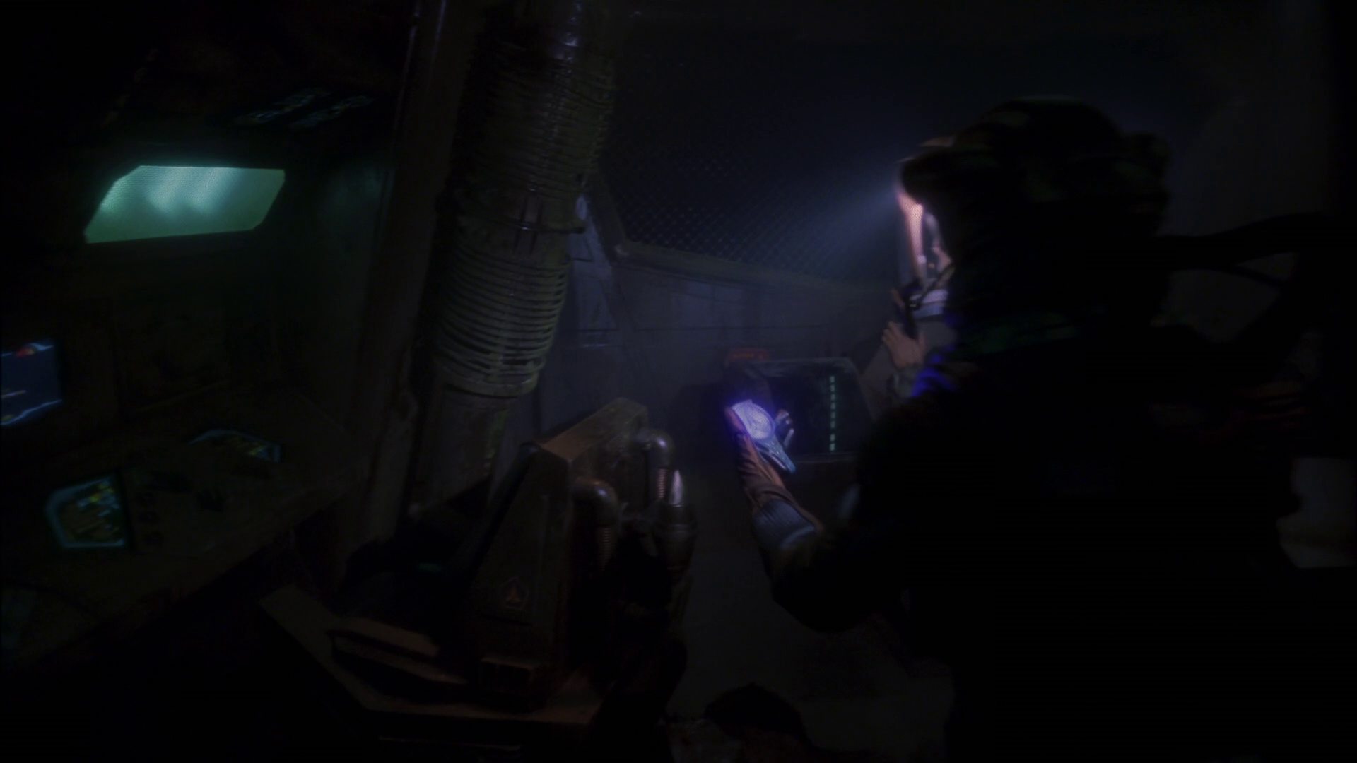 extant_StarTrek_ENT_1x14-SleepingDogs_0953.jpg