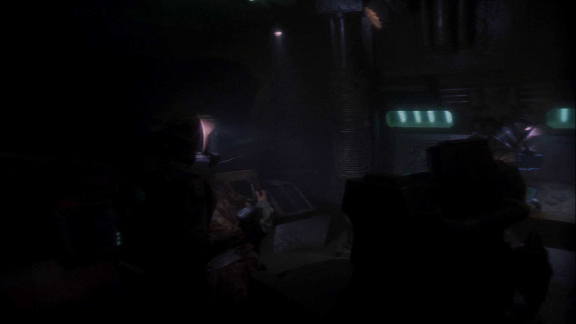 extant_StarTrek_ENT_1x14-SleepingDogs_0956.jpg