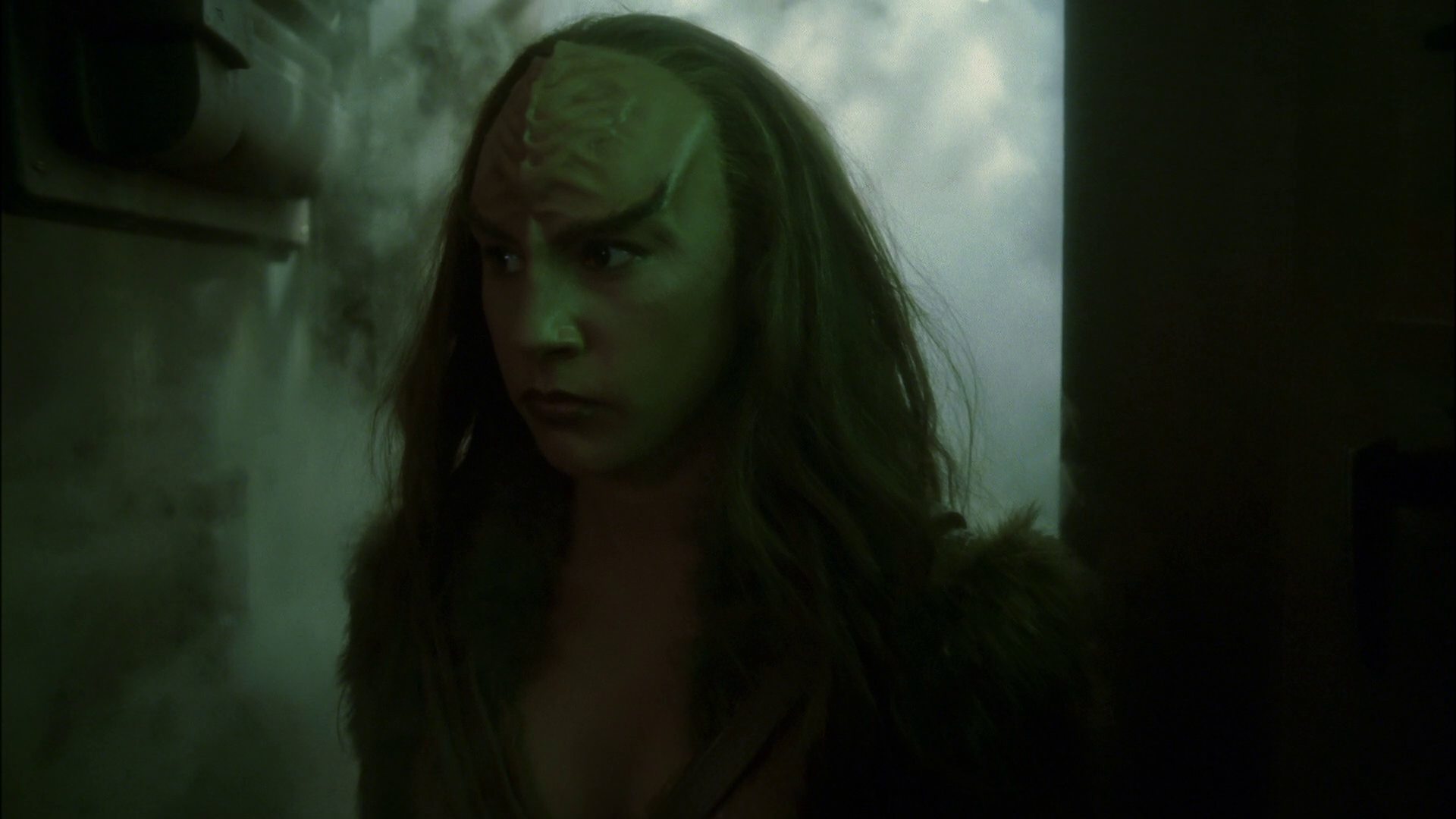 extant_StarTrek_ENT_1x14-SleepingDogs_1043.jpg