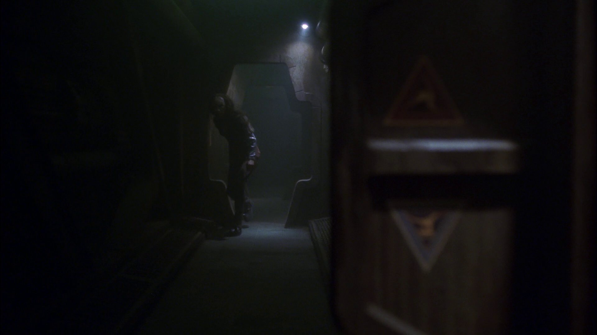 extant_StarTrek_ENT_1x14-SleepingDogs_1129.jpg