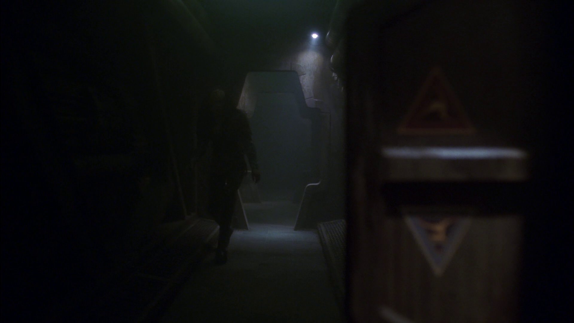 extant_StarTrek_ENT_1x14-SleepingDogs_1131.jpg