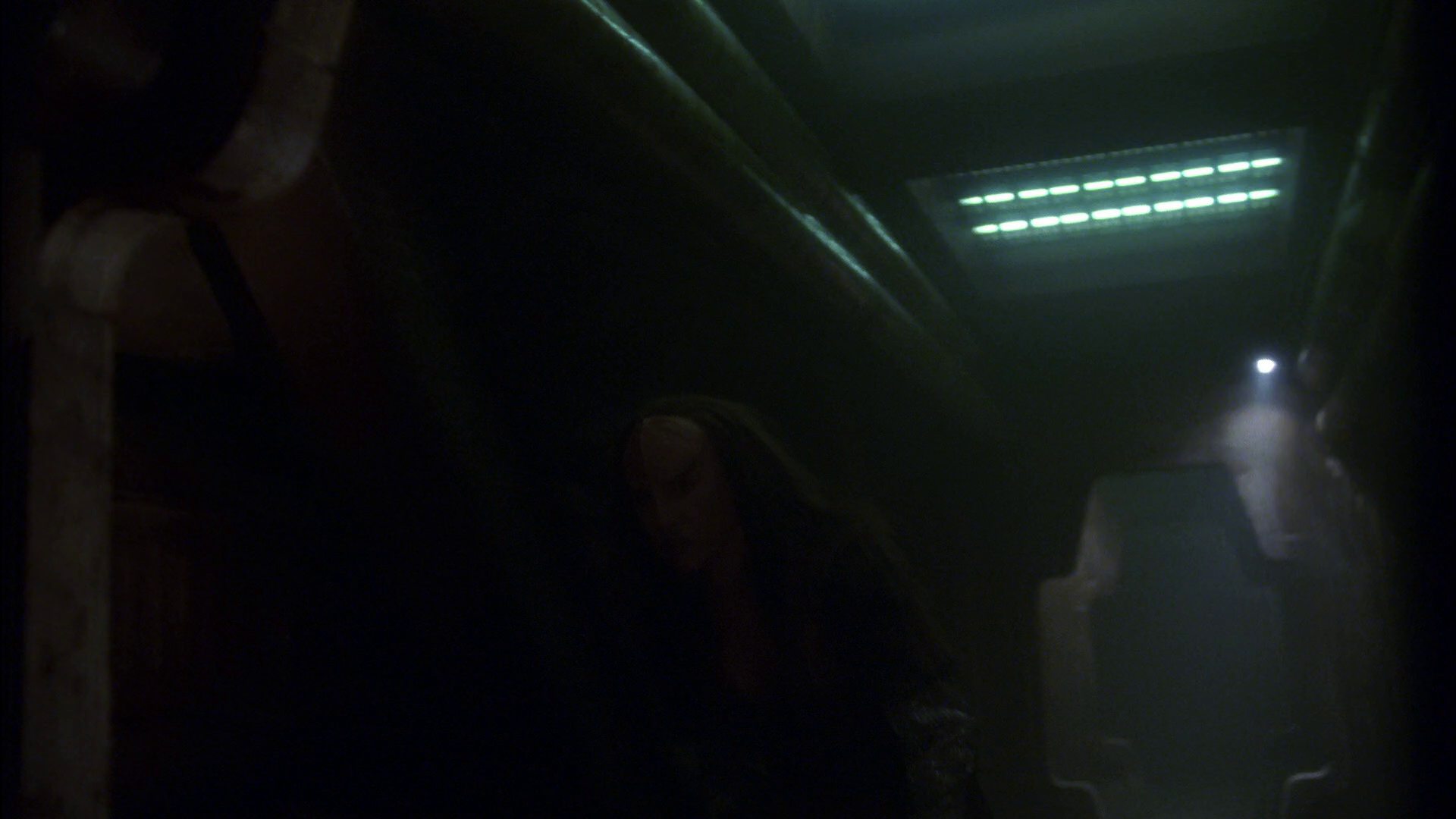 extant_StarTrek_ENT_1x14-SleepingDogs_1136.jpg