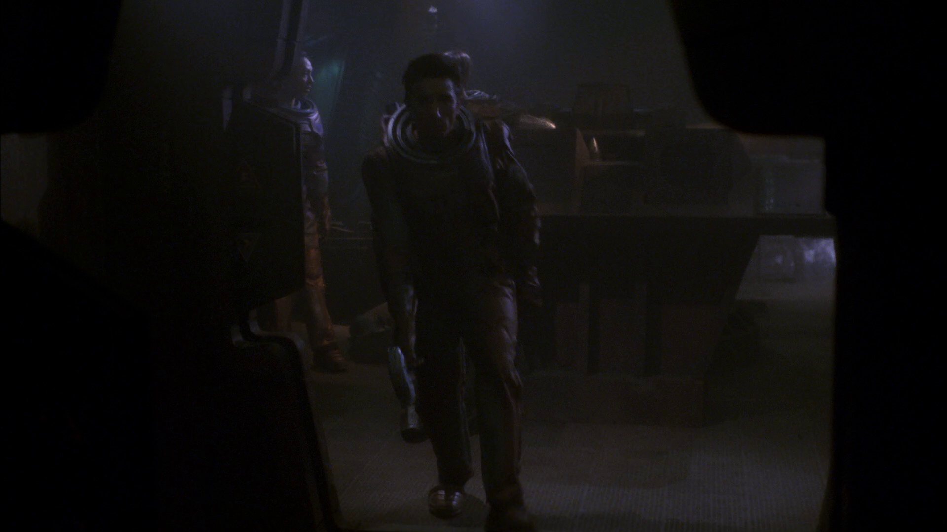 extant_StarTrek_ENT_1x14-SleepingDogs_1164.jpg