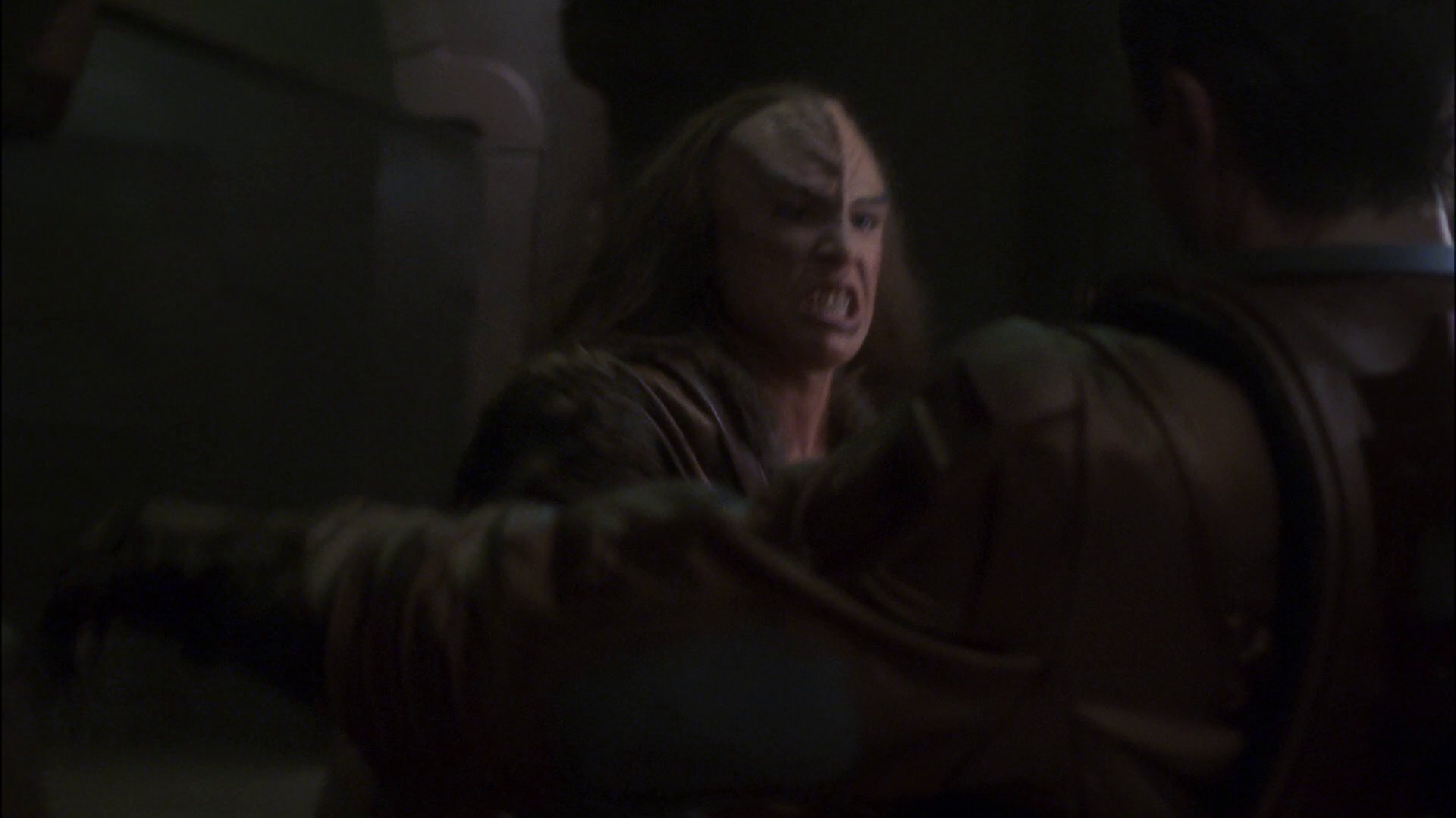 extant_StarTrek_ENT_1x14-SleepingDogs_1192.jpg