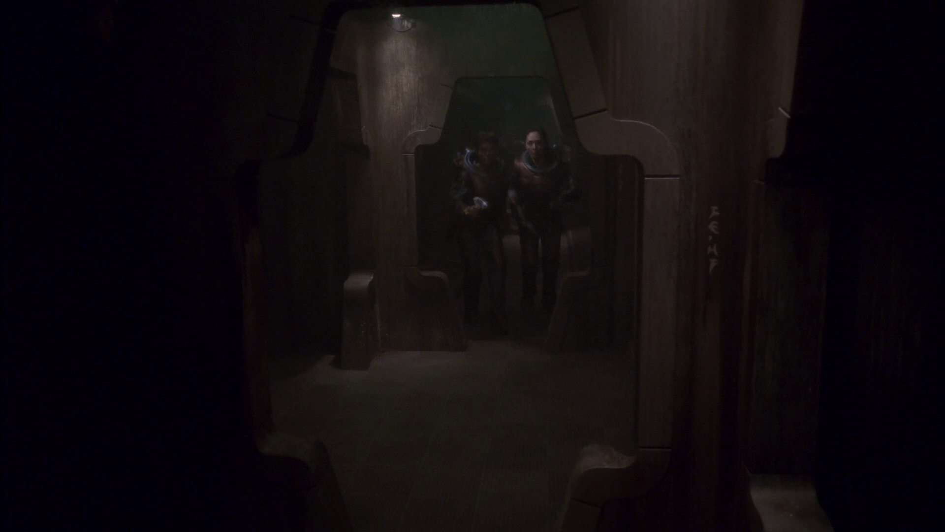 extant_StarTrek_ENT_1x14-SleepingDogs_1205.jpg