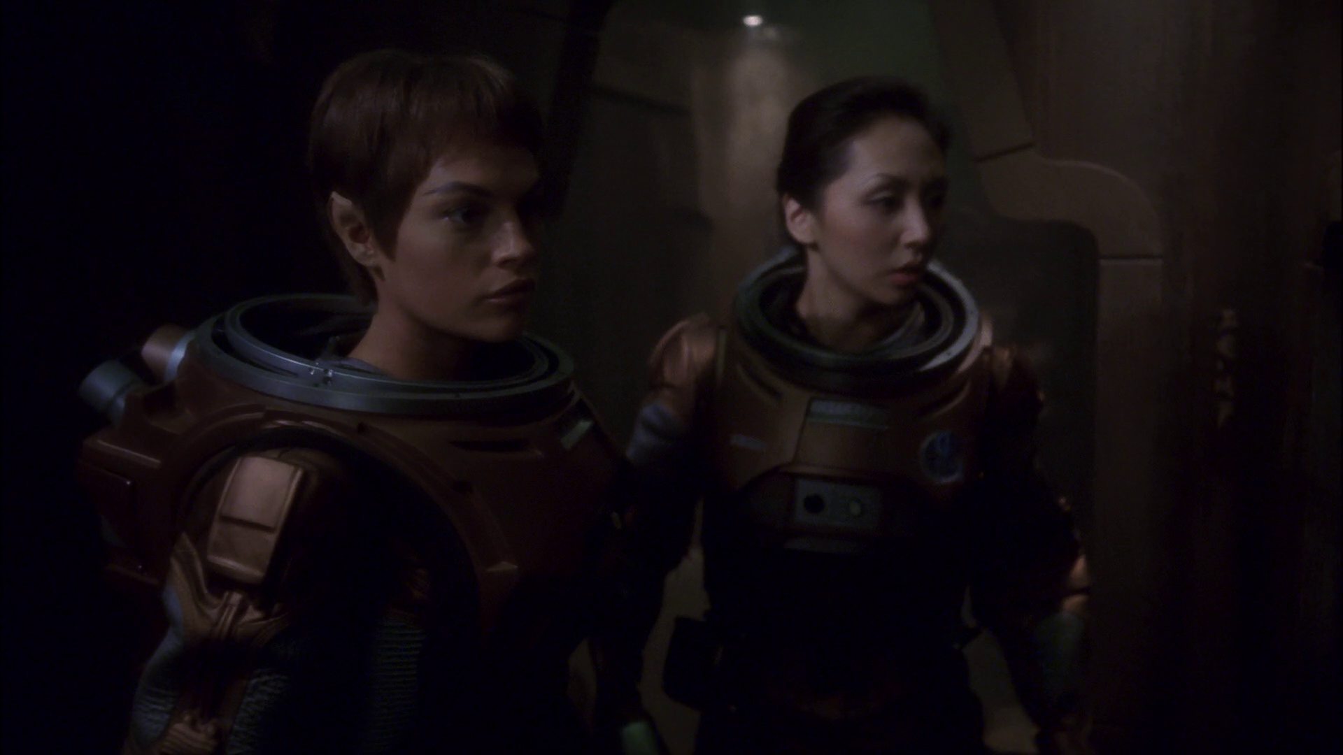 extant_StarTrek_ENT_1x14-SleepingDogs_1209.jpg