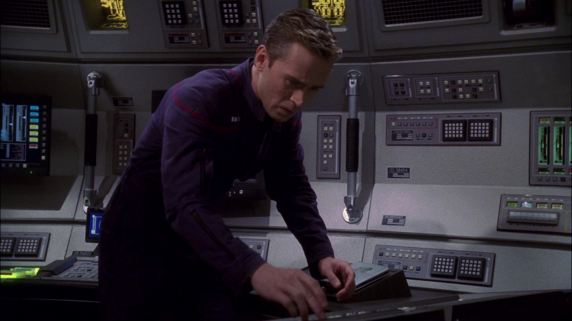 extant_StarTrek_ENT_1x14-SleepingDogs_1301.jpg
