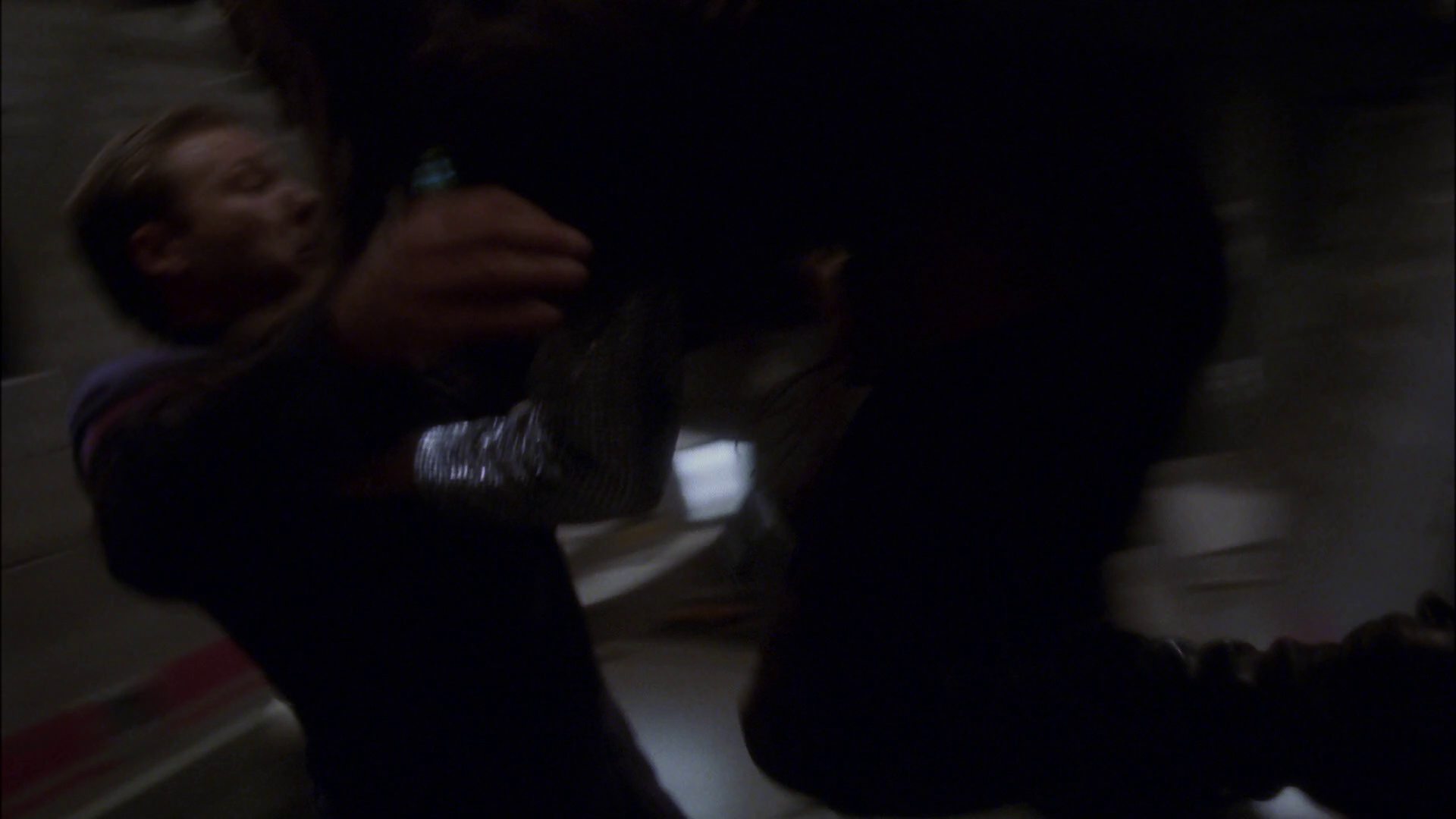 extant_StarTrek_ENT_1x14-SleepingDogs_1390.jpg