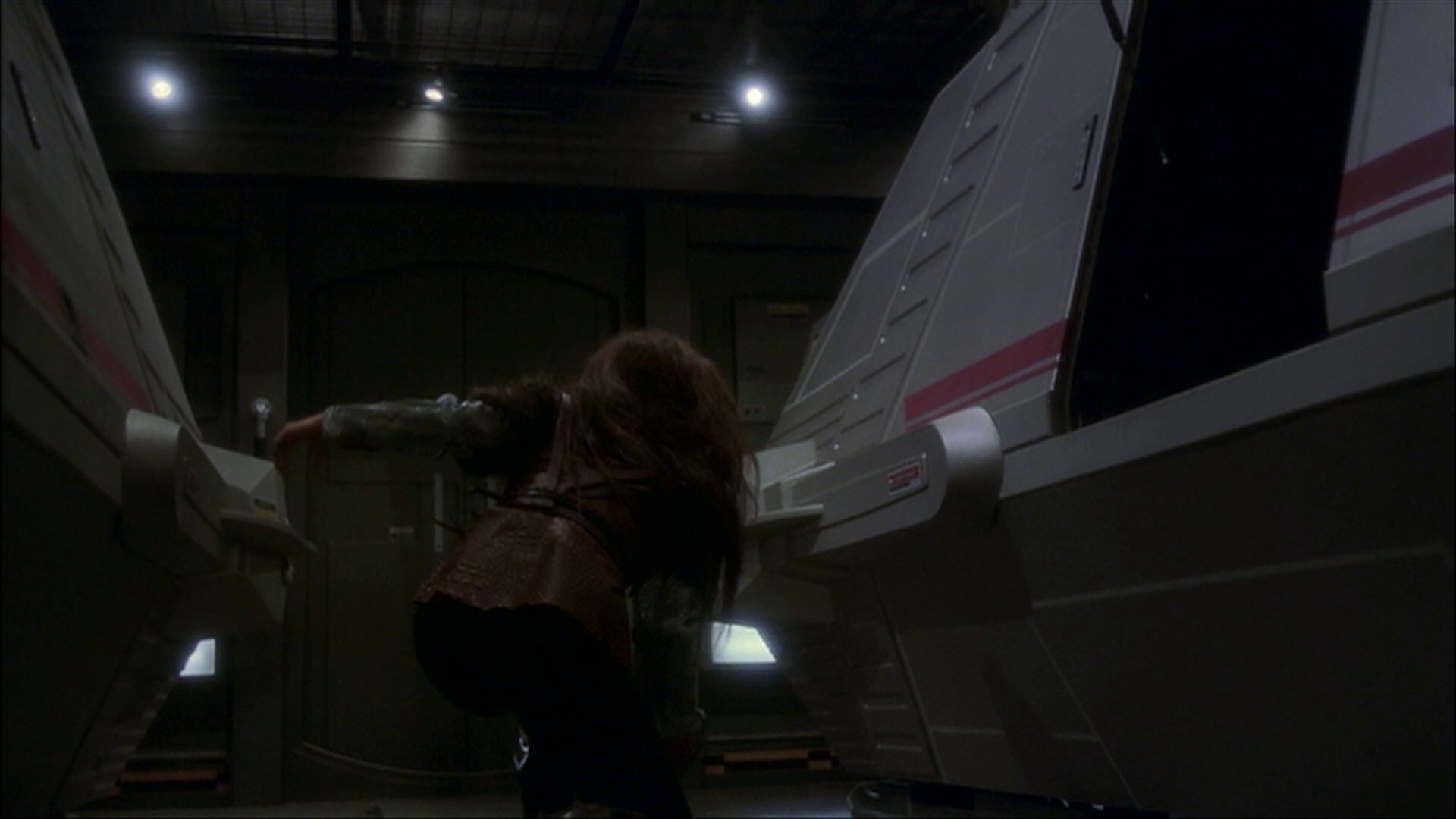 extant_StarTrek_ENT_1x14-SleepingDogs_1397.jpg