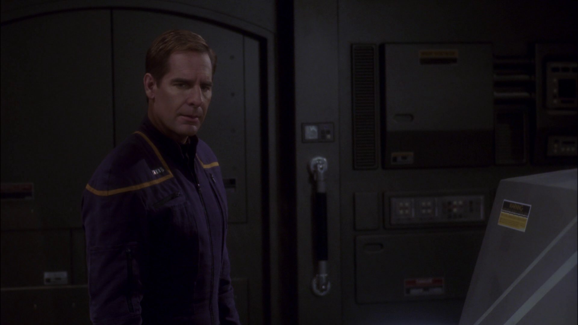 extant_StarTrek_ENT_1x14-SleepingDogs_1418.jpg