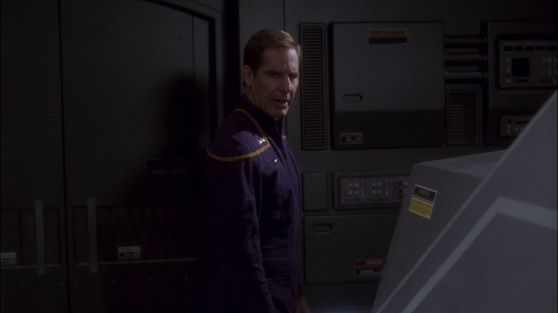 extant_StarTrek_ENT_1x14-SleepingDogs_1428.jpg