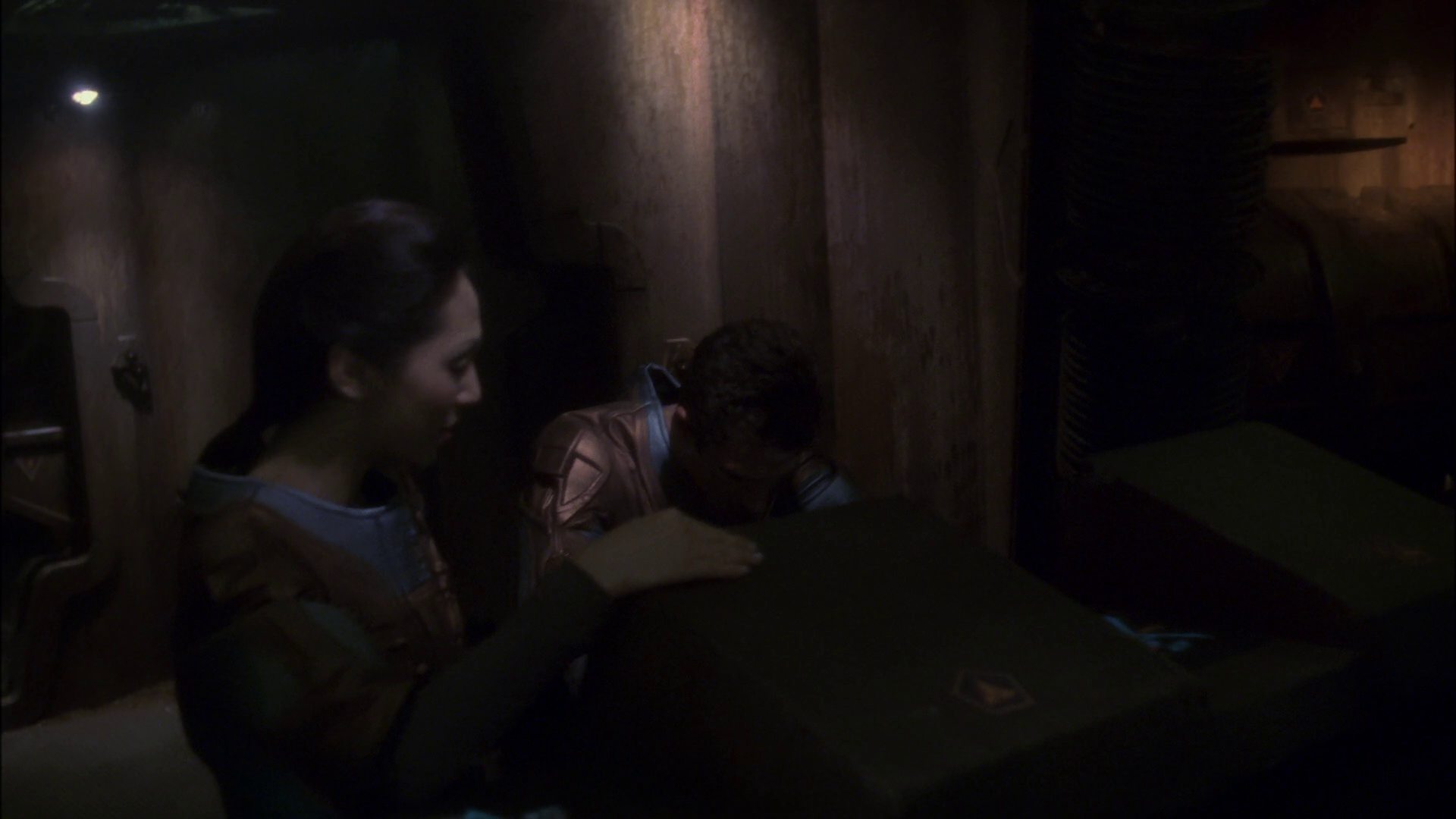 extant_StarTrek_ENT_1x14-SleepingDogs_1462.jpg