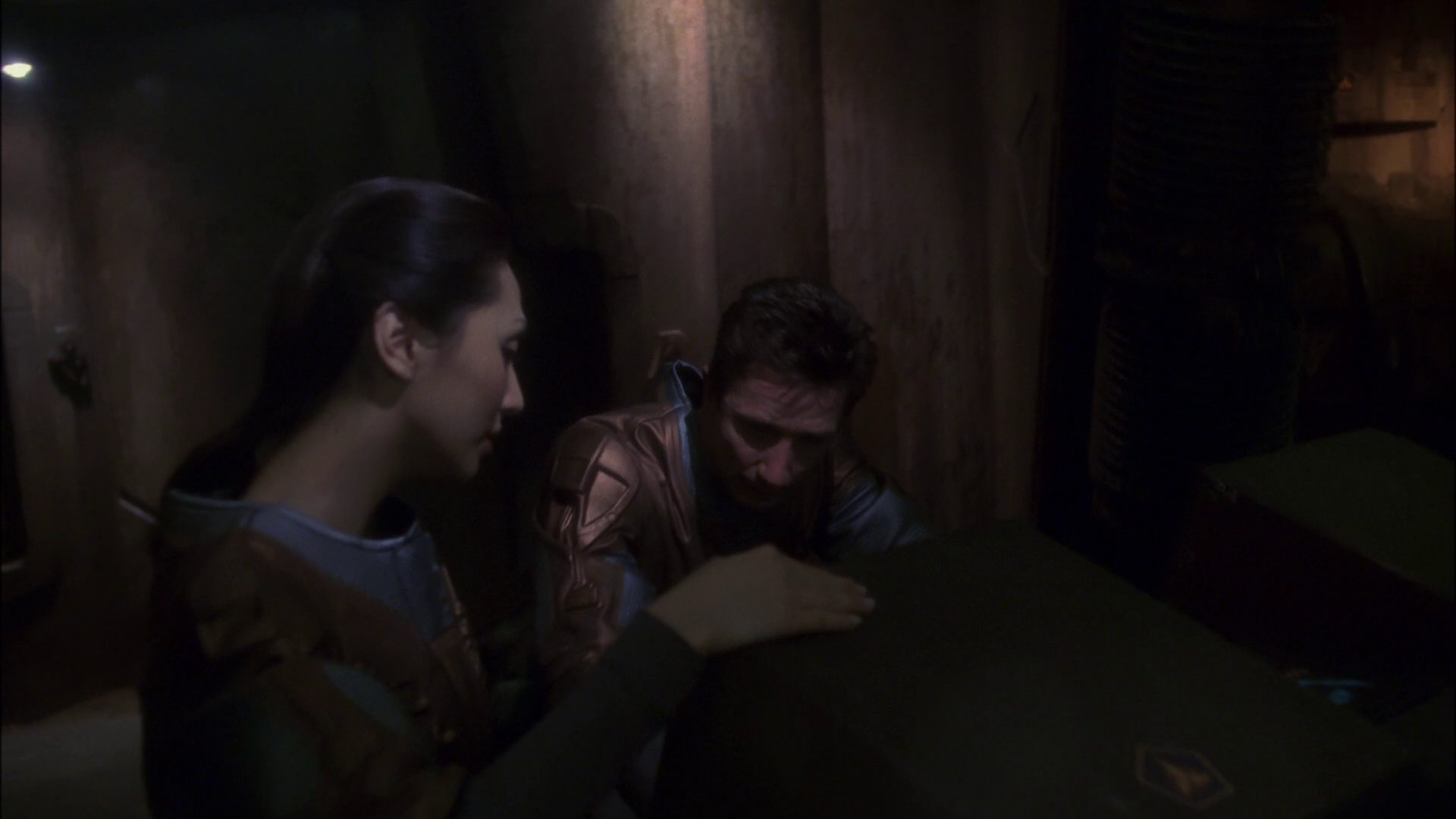extant_StarTrek_ENT_1x14-SleepingDogs_1463.jpg
