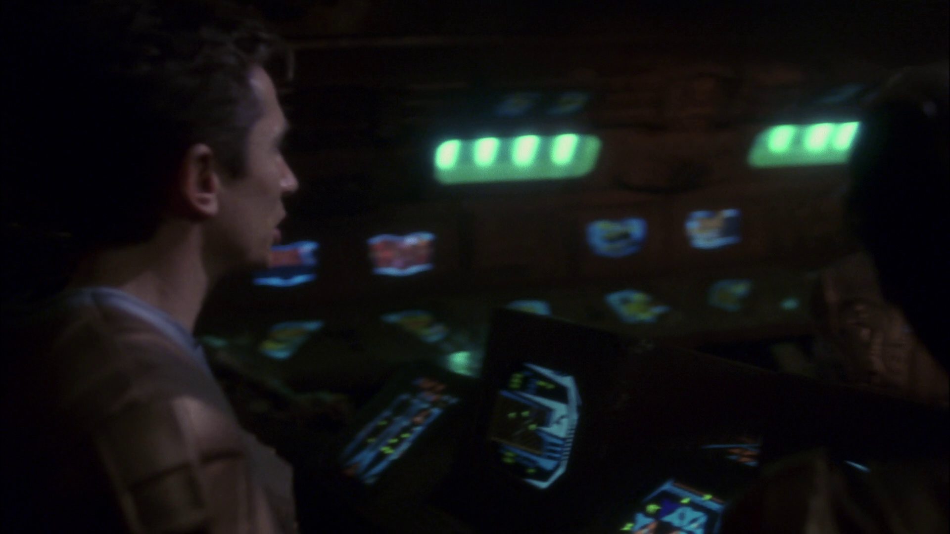 extant_StarTrek_ENT_1x14-SleepingDogs_1499.jpg