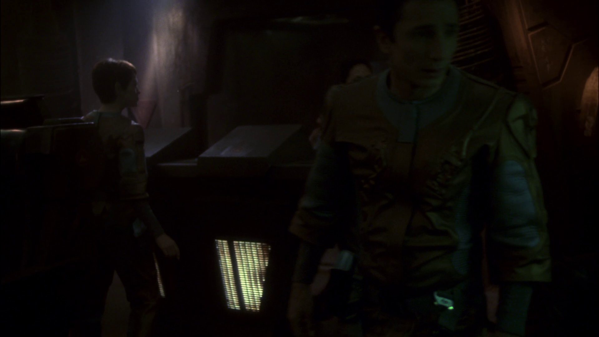 extant_StarTrek_ENT_1x14-SleepingDogs_1532.jpg
