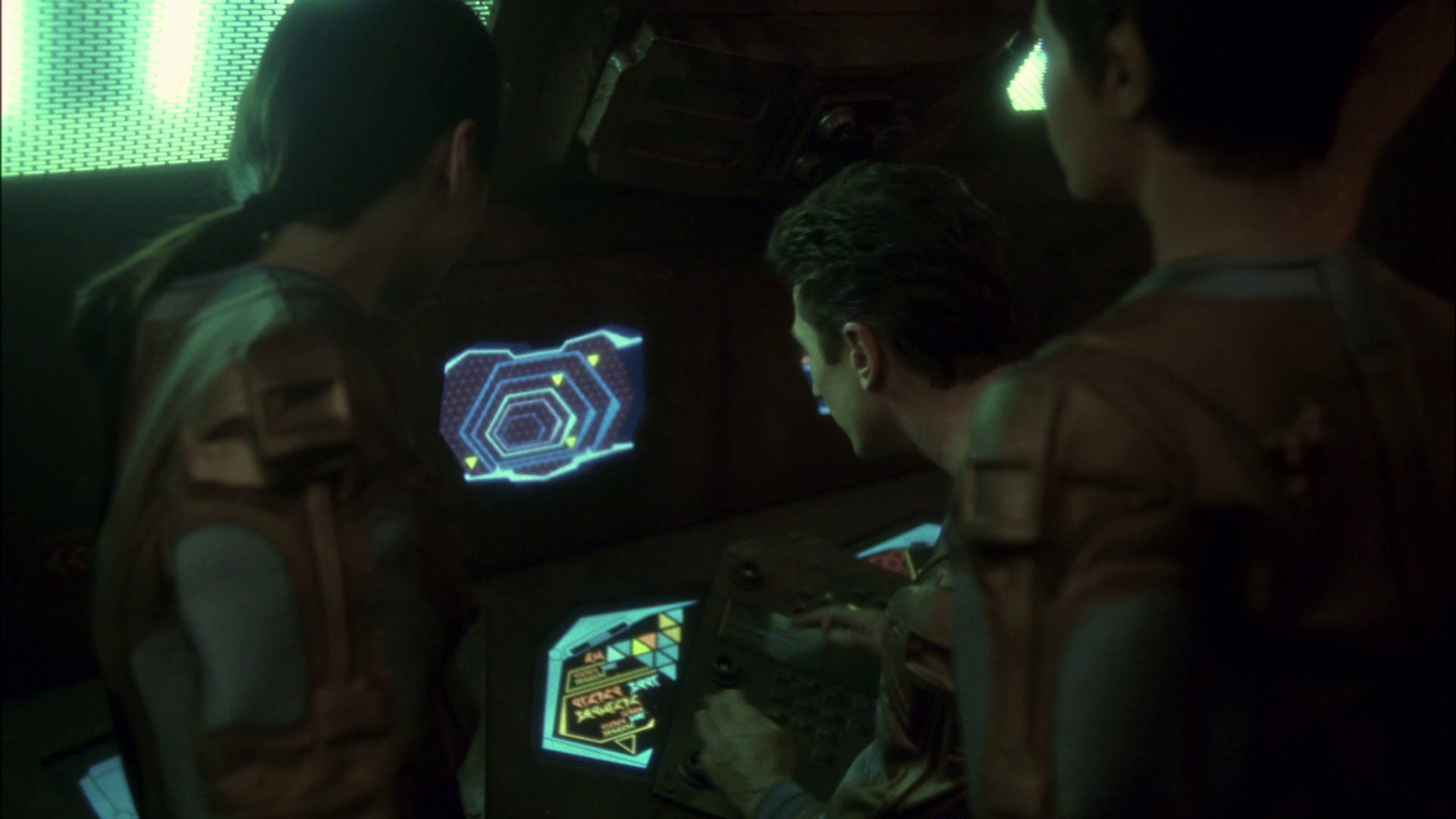 extant_StarTrek_ENT_1x14-SleepingDogs_1646.jpg