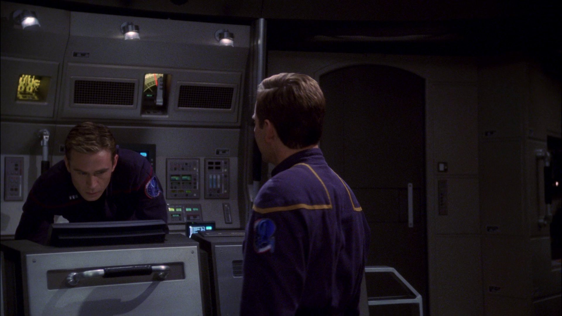 extant_StarTrek_ENT_1x14-SleepingDogs_1719.jpg