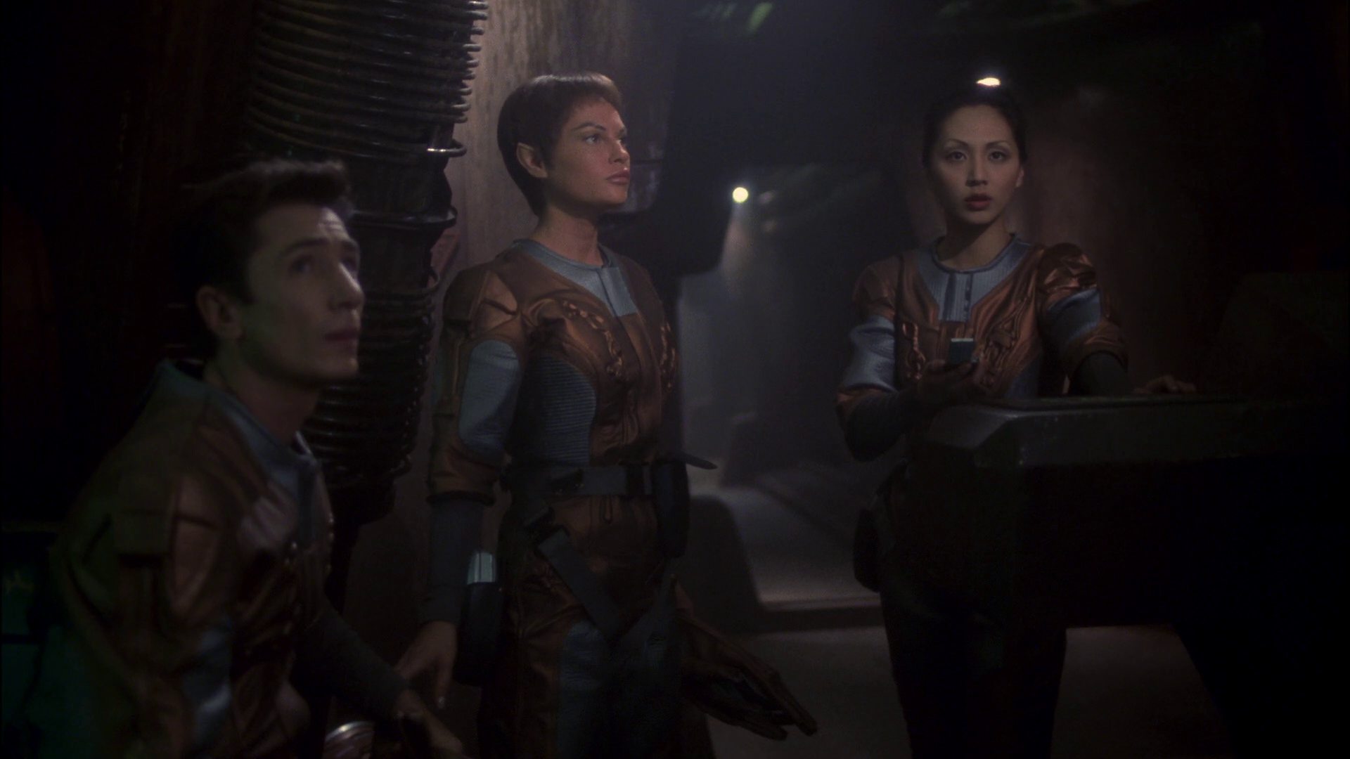 extant_StarTrek_ENT_1x14-SleepingDogs_1774.jpg