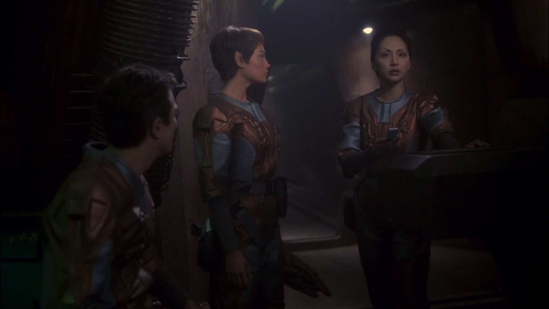 extant_StarTrek_ENT_1x14-SleepingDogs_1779.jpg
