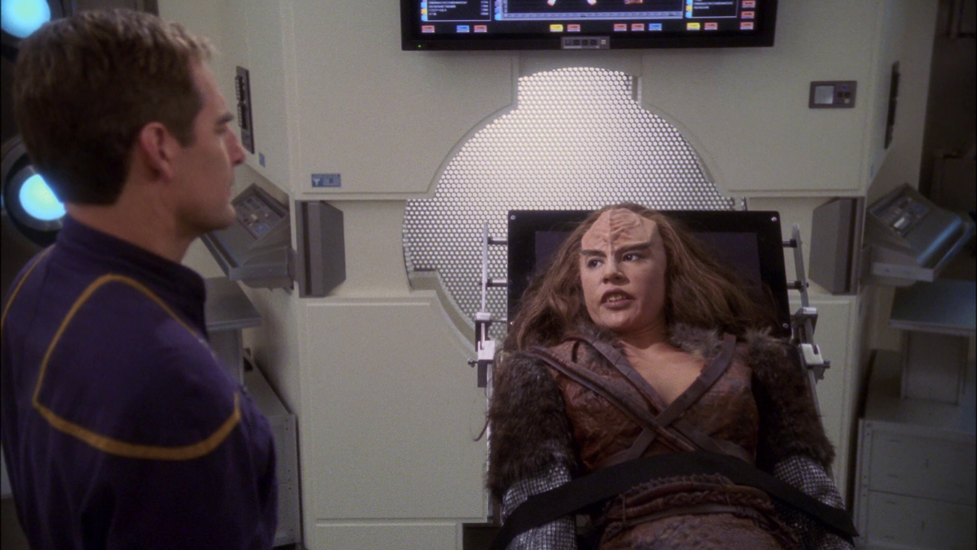 extant_StarTrek_ENT_1x14-SleepingDogs_1863.jpg
