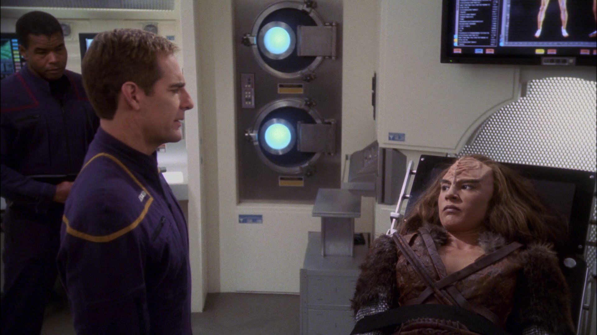 extant_StarTrek_ENT_1x14-SleepingDogs_1872.jpg