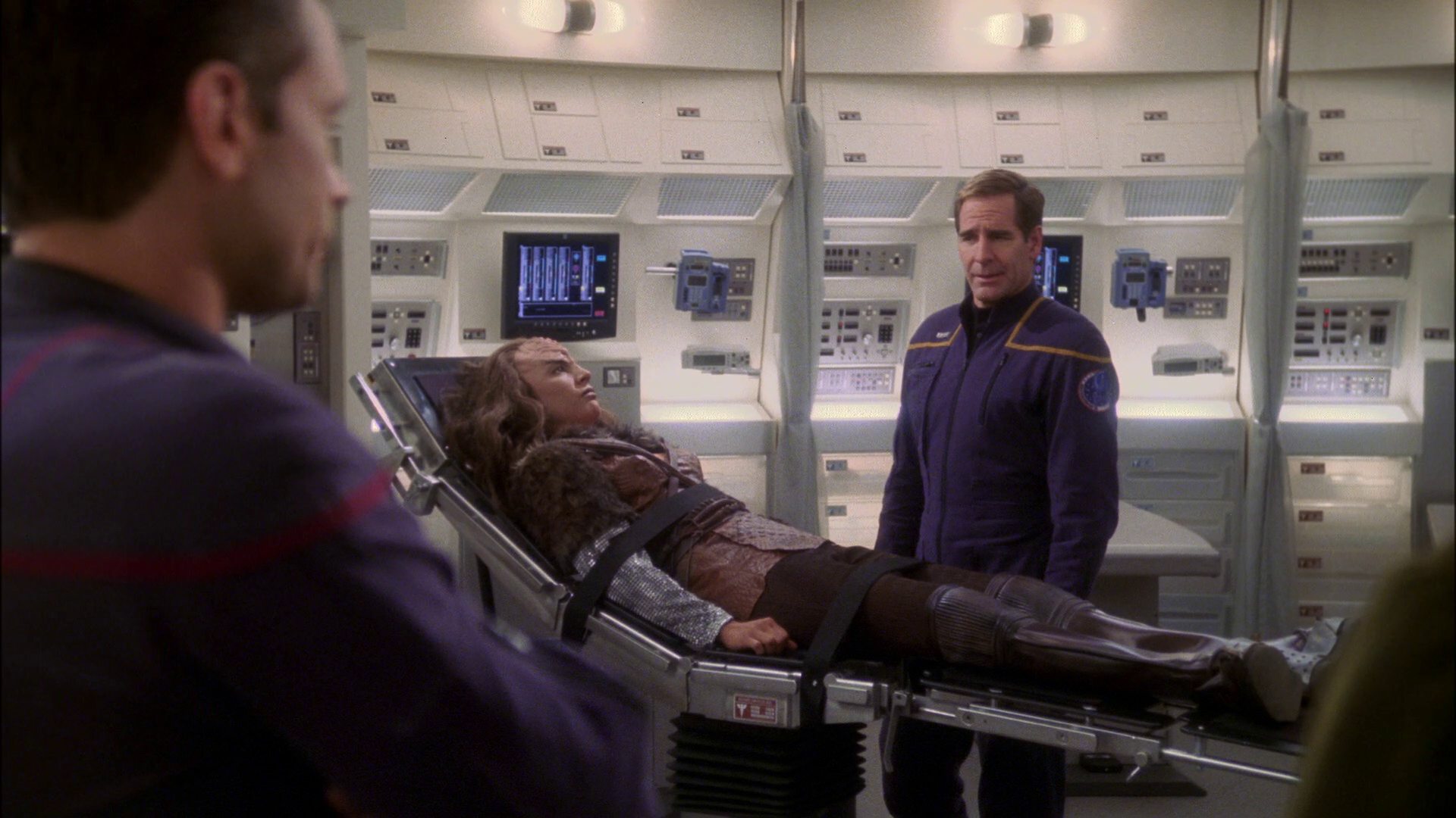 extant_StarTrek_ENT_1x14-SleepingDogs_1950.jpg