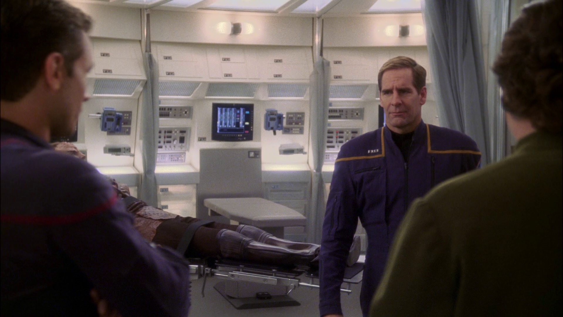 extant_StarTrek_ENT_1x14-SleepingDogs_1956.jpg