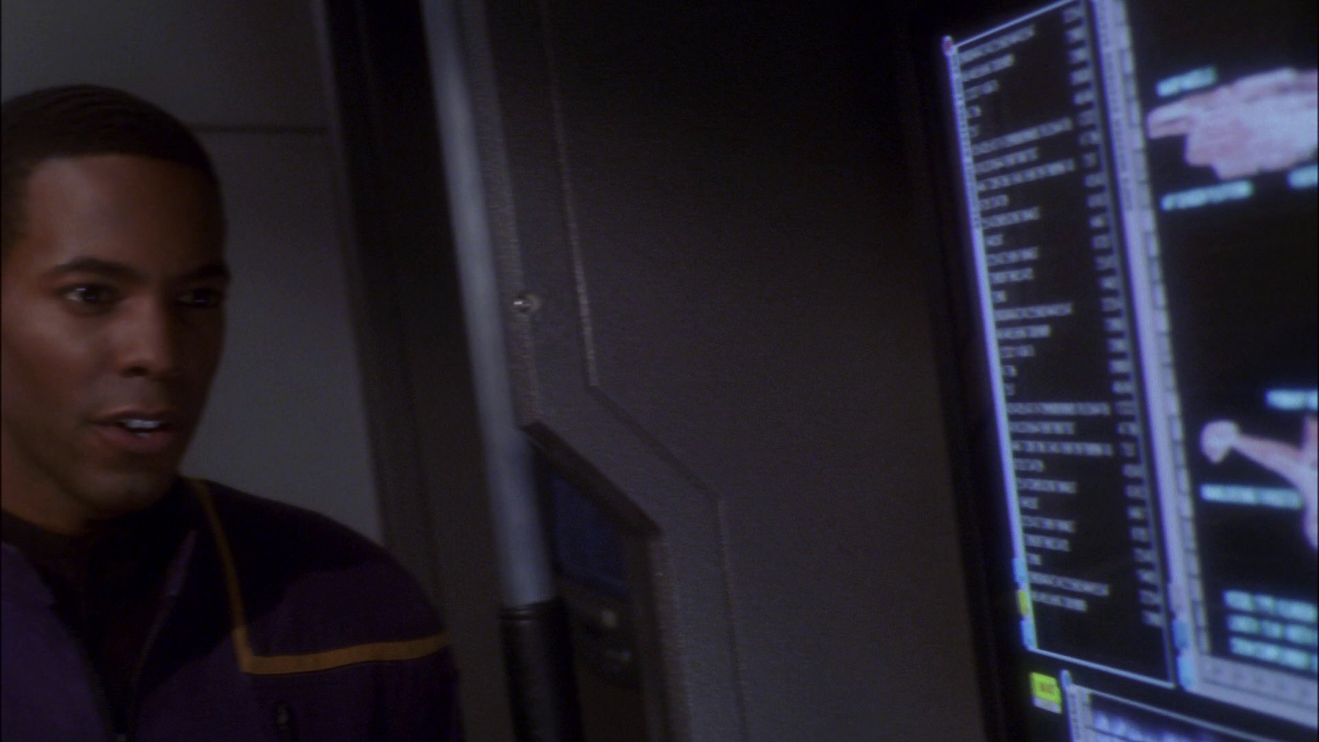extant_StarTrek_ENT_1x14-SleepingDogs_1973.jpg