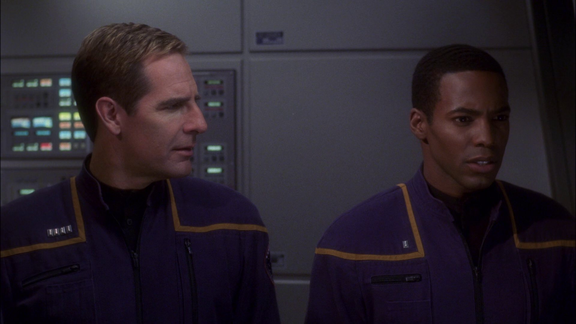 extant_StarTrek_ENT_1x14-SleepingDogs_1982.jpg